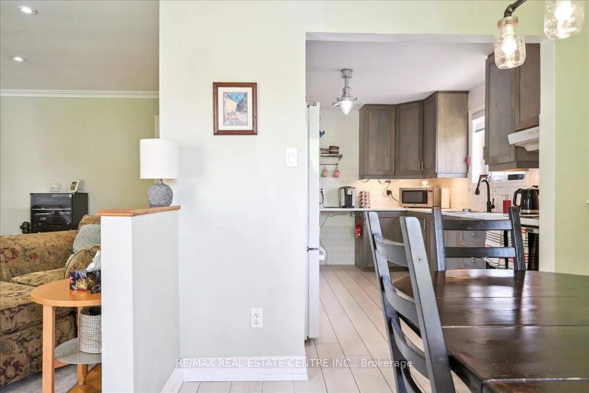Photo 15 of 74 Mountainview Road S, Halton Hills, Georgetown — HOMEH