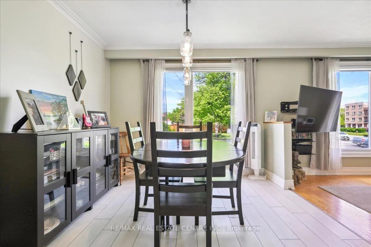 Photo 16 of 74 Mountainview Road S, Halton Hills, Georgetown — HOMEH