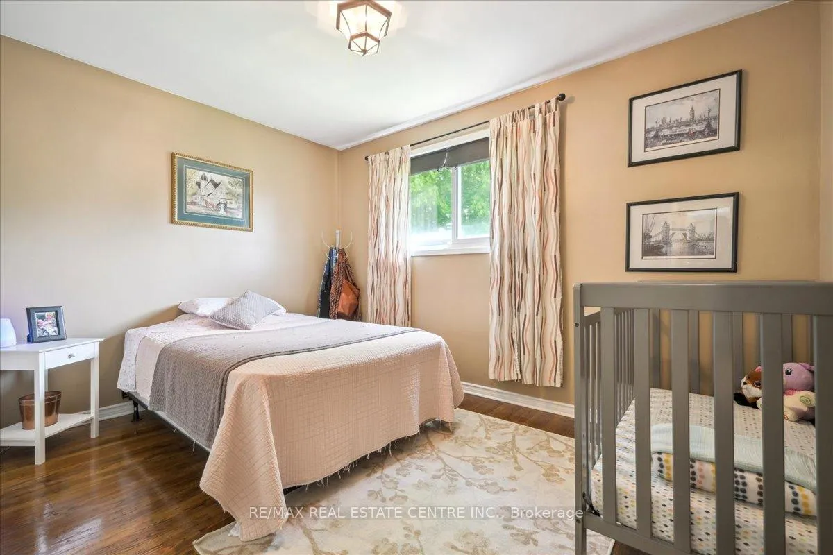 Photo 23 of 74 Mountainview Road S, Halton Hills, Georgetown — HOMEH