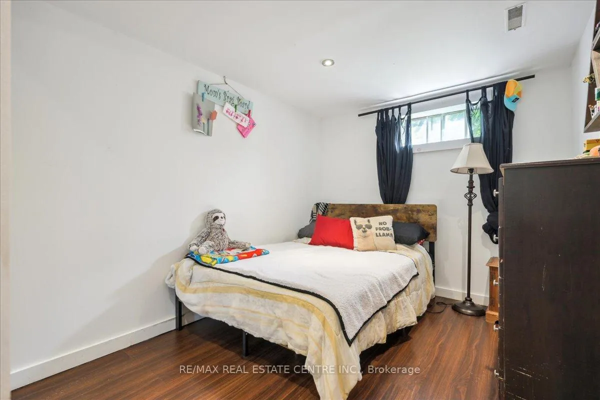Photo 32 of 74 Mountainview Road S, Halton Hills, Georgetown — HOMEH