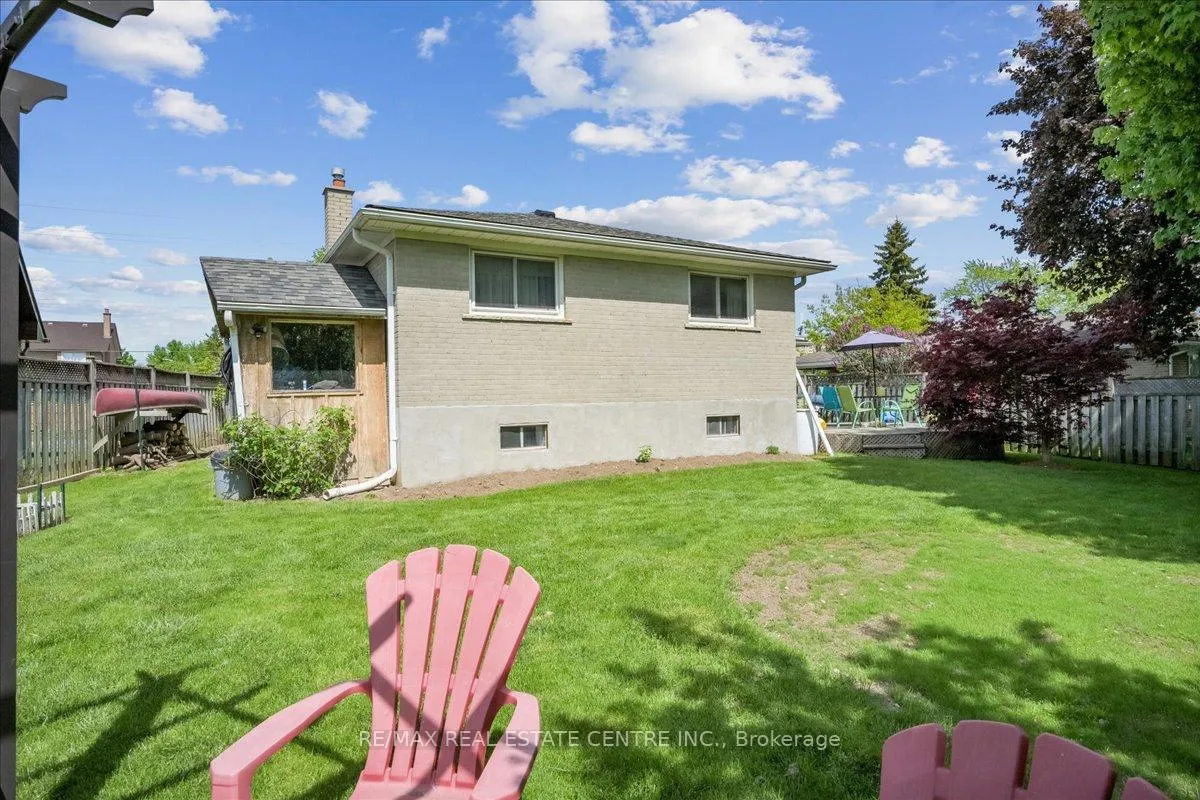 Photo 38 of 74 Mountainview Road S, Halton Hills, Georgetown — HOMEH