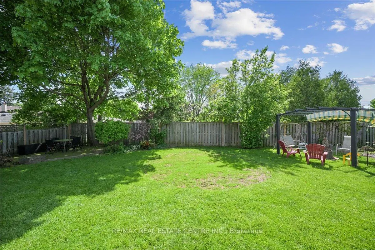 Photo 42 of 74 Mountainview Road S, Halton Hills, Georgetown — HOMEH