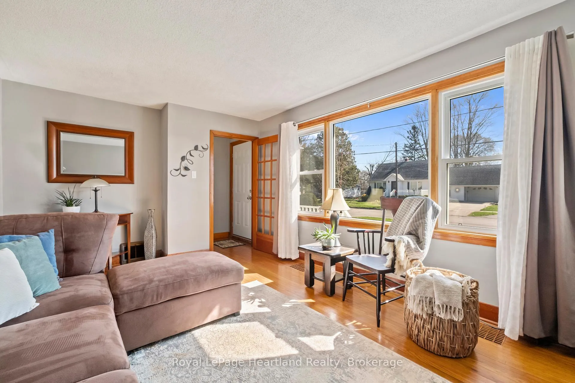 Photo 8 of 117 Andrew Street, South Huron, Exeter — HOMEH