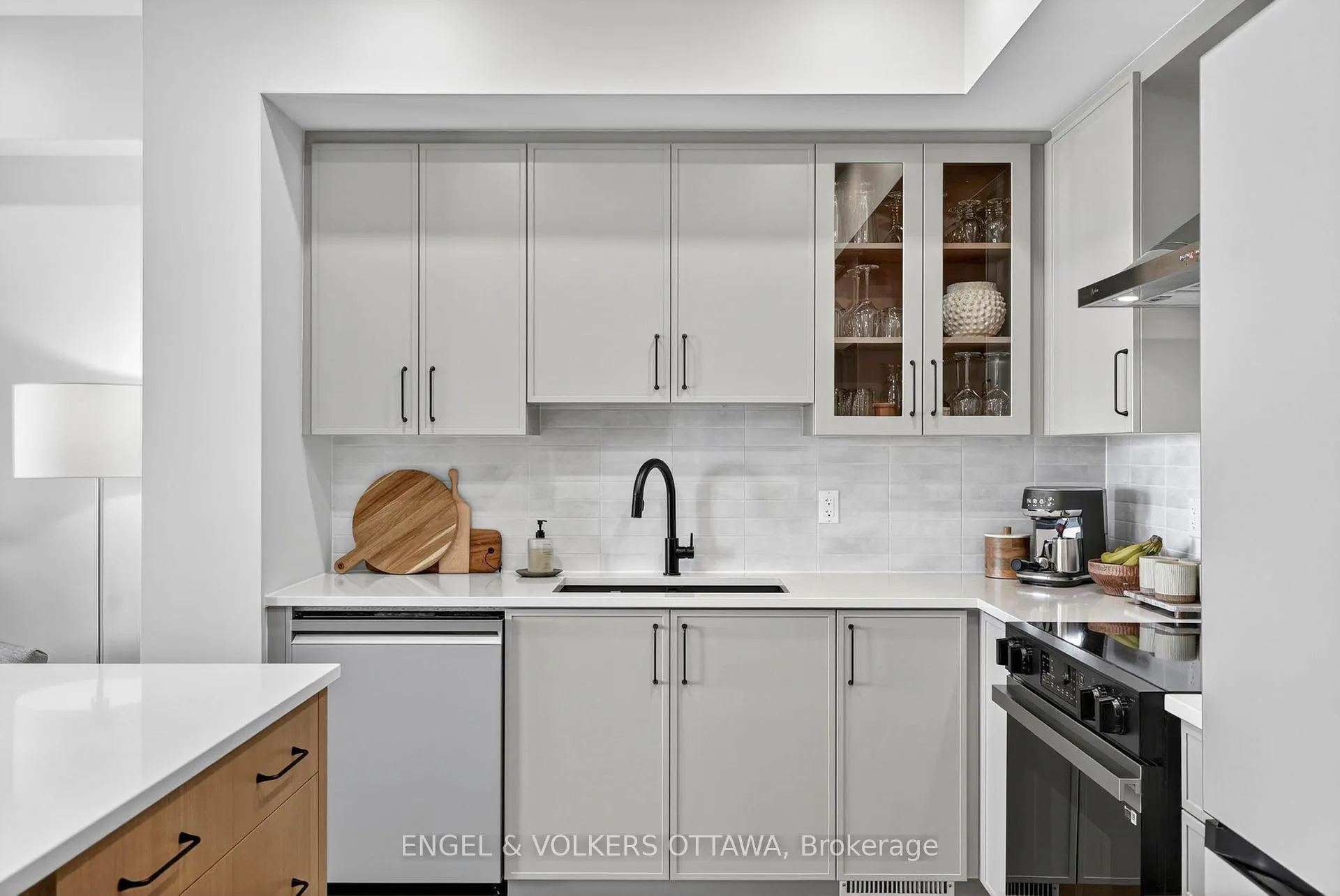 Photo 8 of 1764 Crux Road, Ottawa, Mer Bleue/Bradley Estates/Anderson Park — HOMEH
