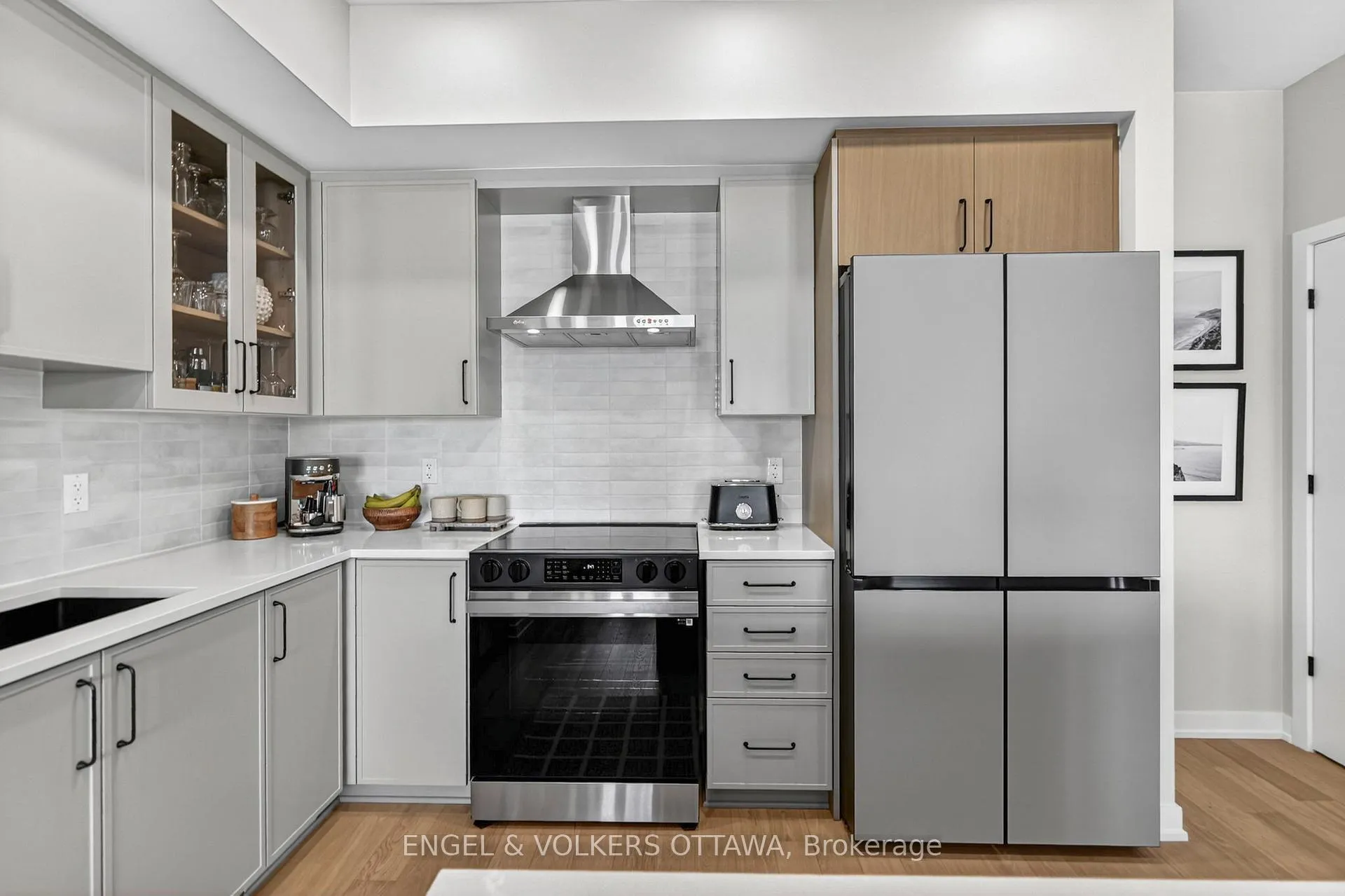 Photo 10 of 1764 Crux Road, Ottawa, Mer Bleue/Bradley Estates/Anderson Park — HOMEH