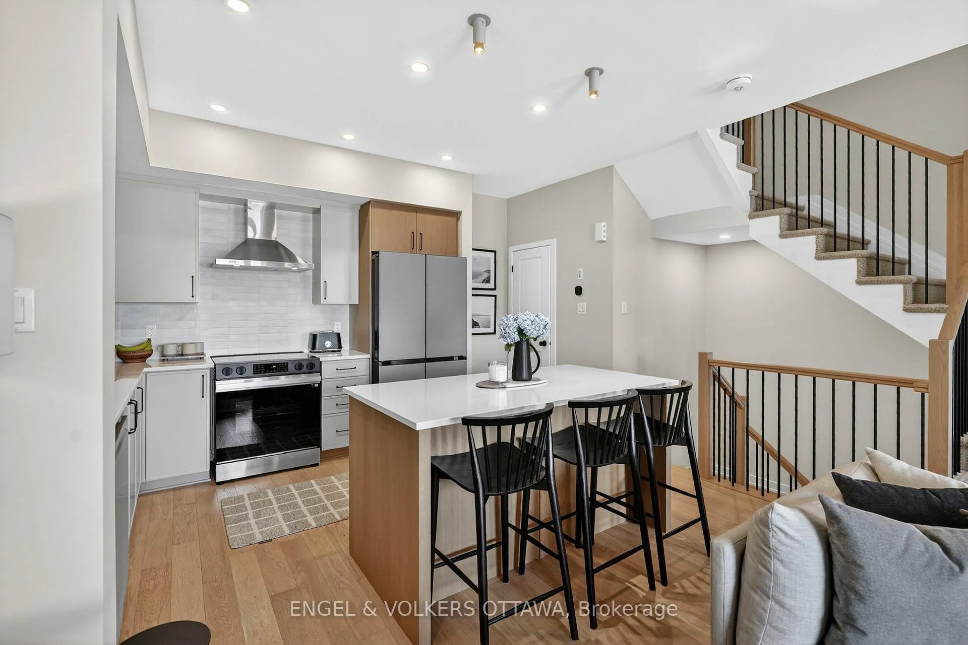 Photo 13 of 1764 Crux Road, Ottawa, Mer Bleue/Bradley Estates/Anderson Park — HOMEH
