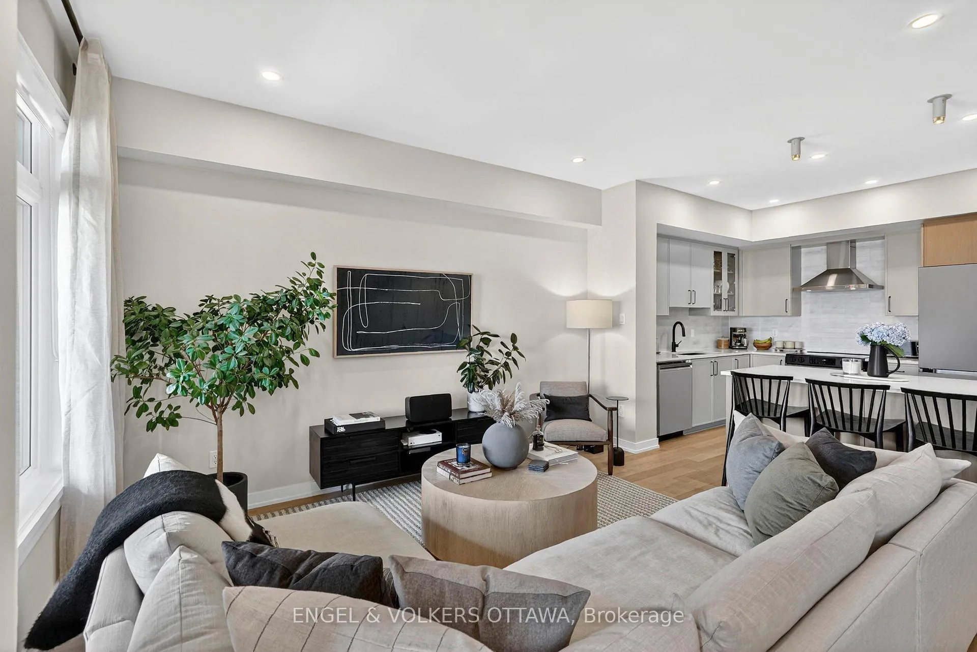 Photo 17 of 1764 Crux Road, Ottawa, Mer Bleue/Bradley Estates/Anderson Park — HOMEH
