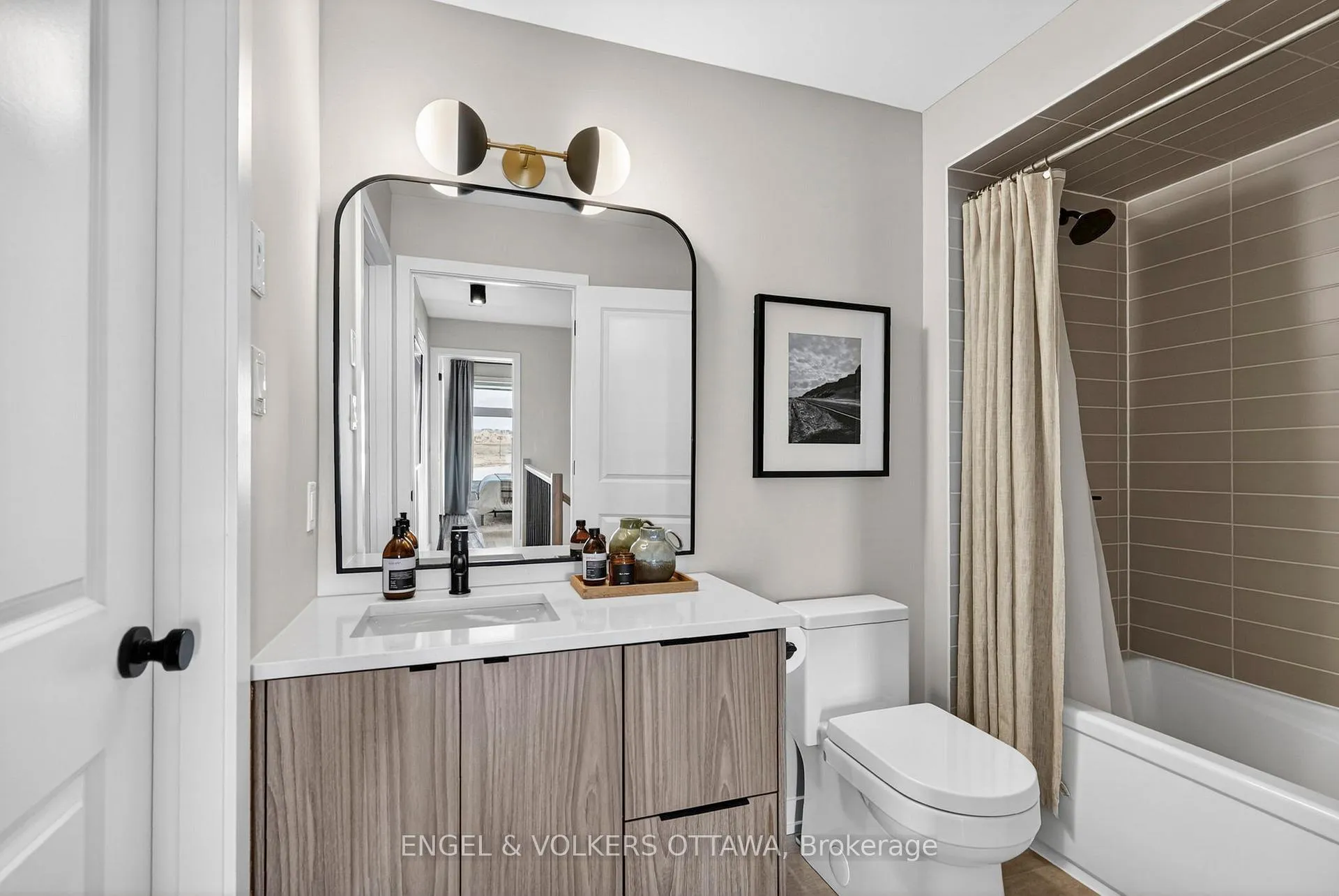 Photo 30 of 1764 Crux Road, Ottawa, Mer Bleue/Bradley Estates/Anderson Park — HOMEH