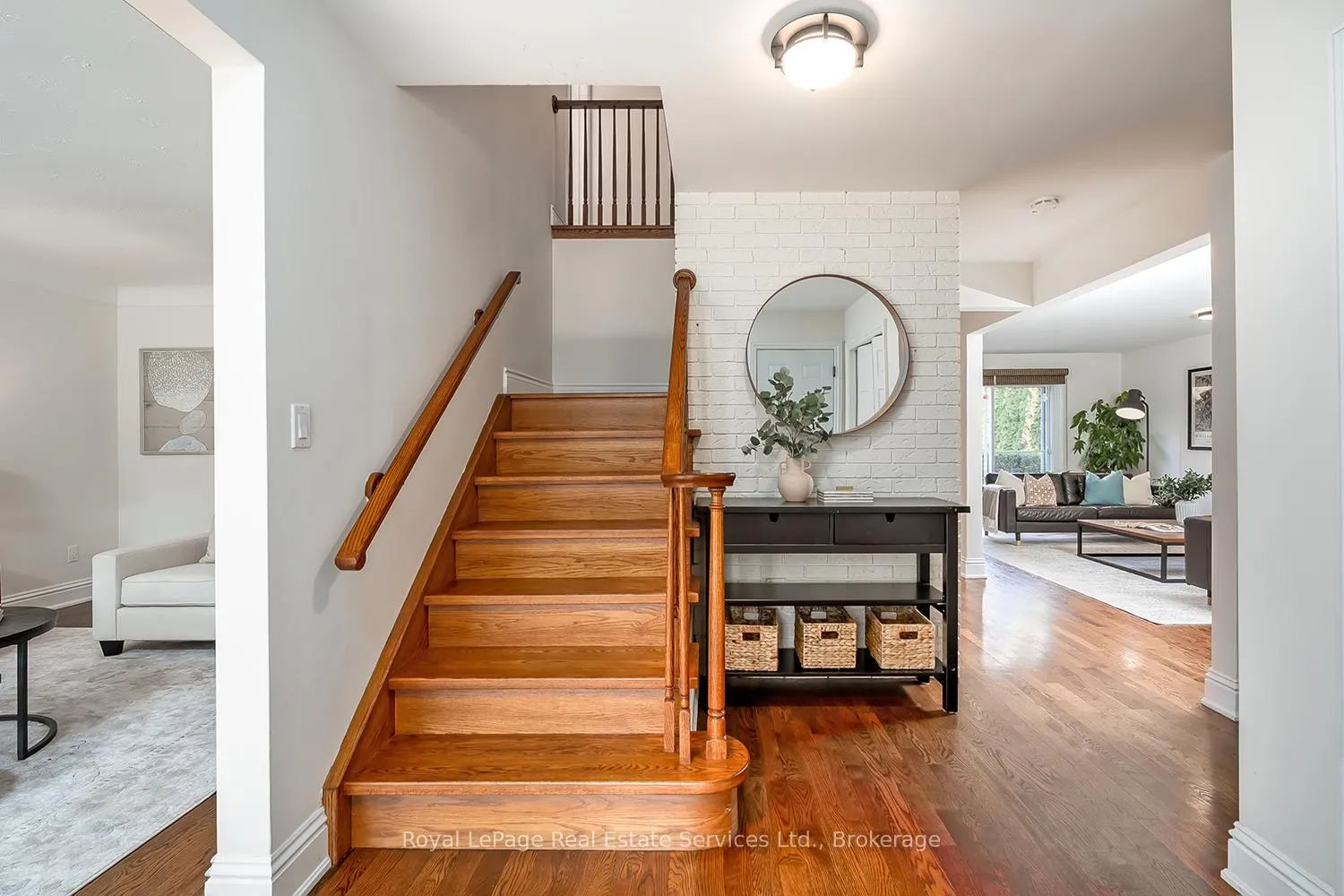 Photo 4 of 5193 Lakeshore Road, Burlington, Appleby — HOMEH