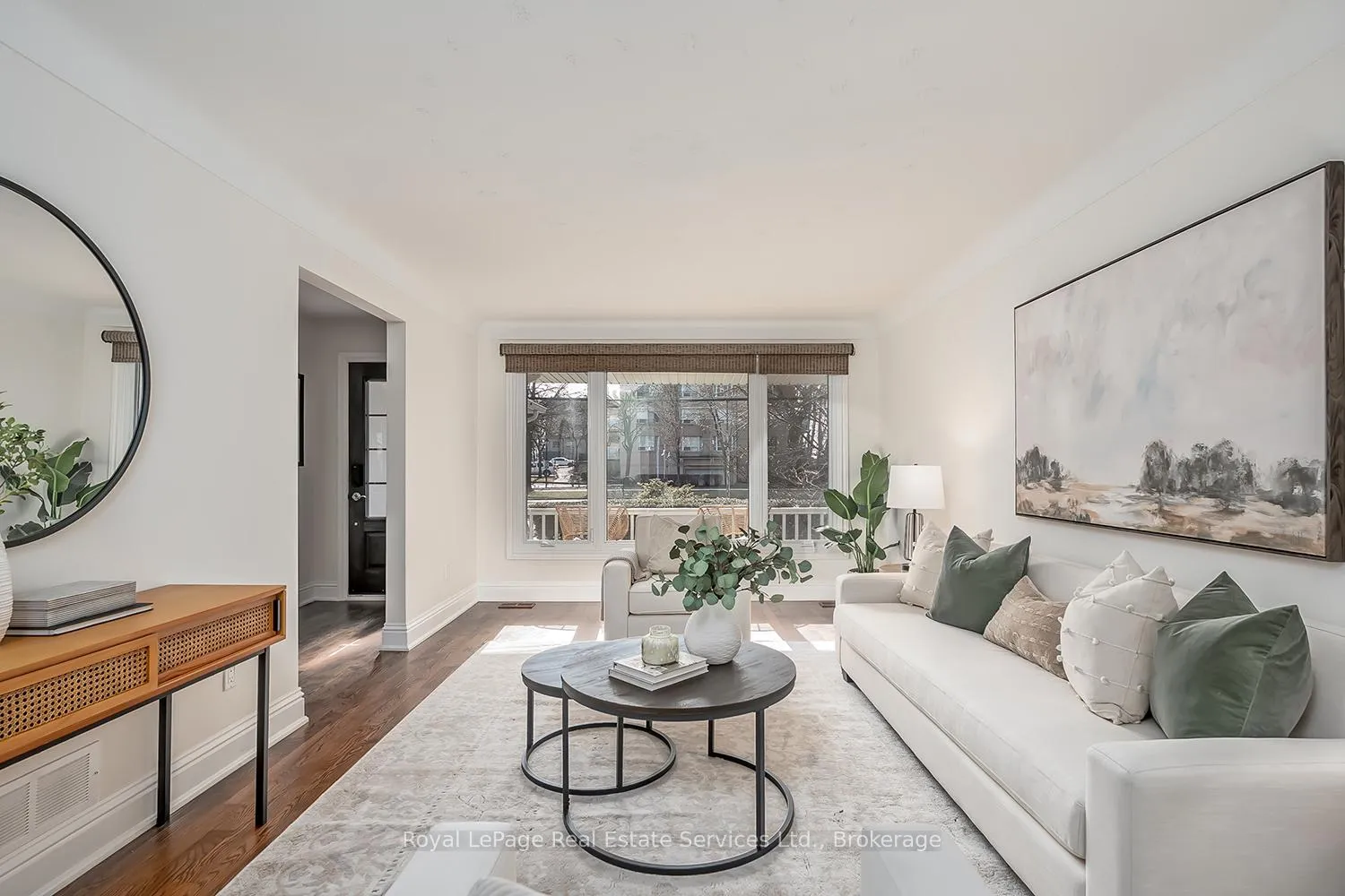 Photo 5 of 5193 Lakeshore Road, Burlington, Appleby — HOMEH