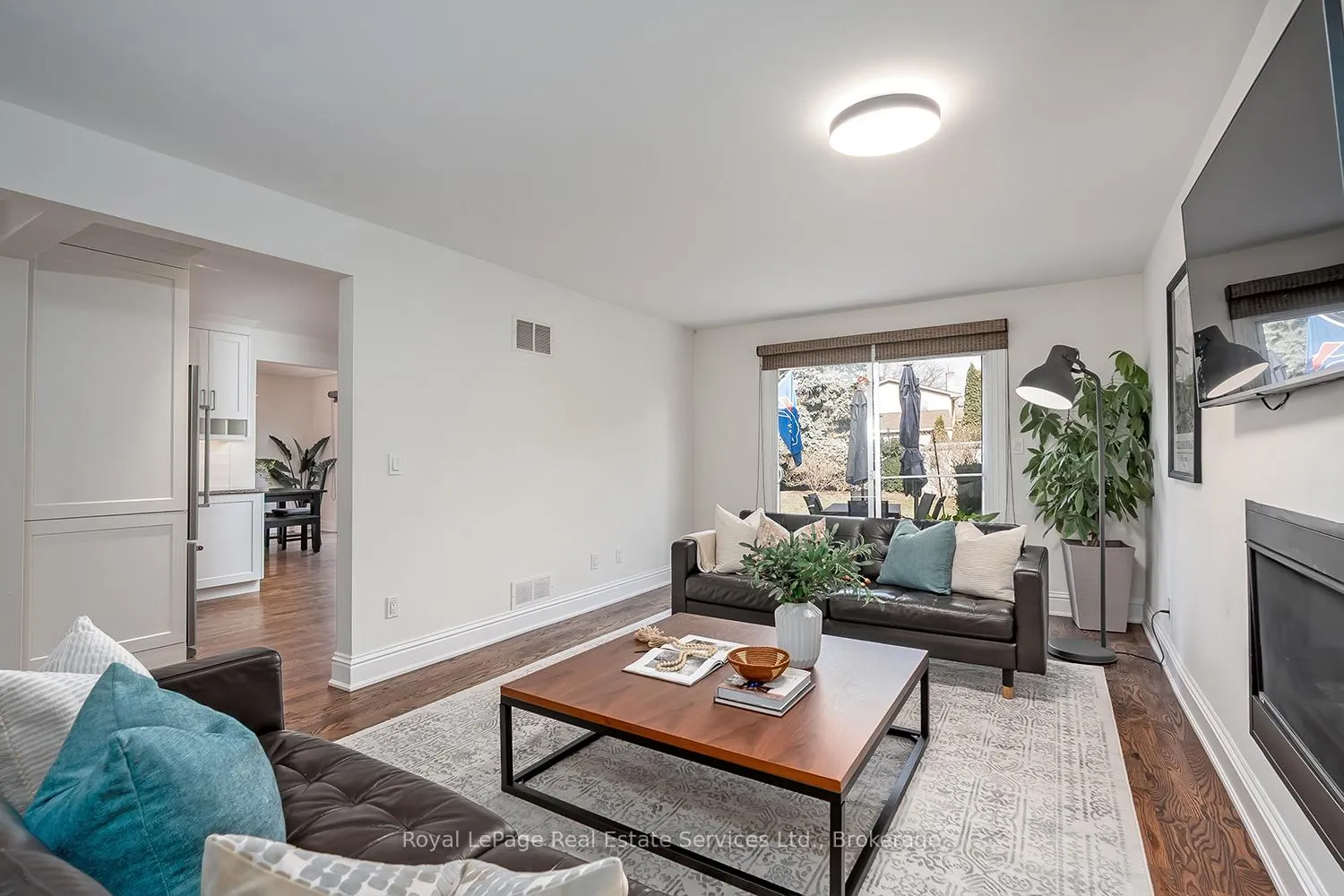 Photo 23 of 5193 Lakeshore Road, Burlington, Appleby — HOMEH