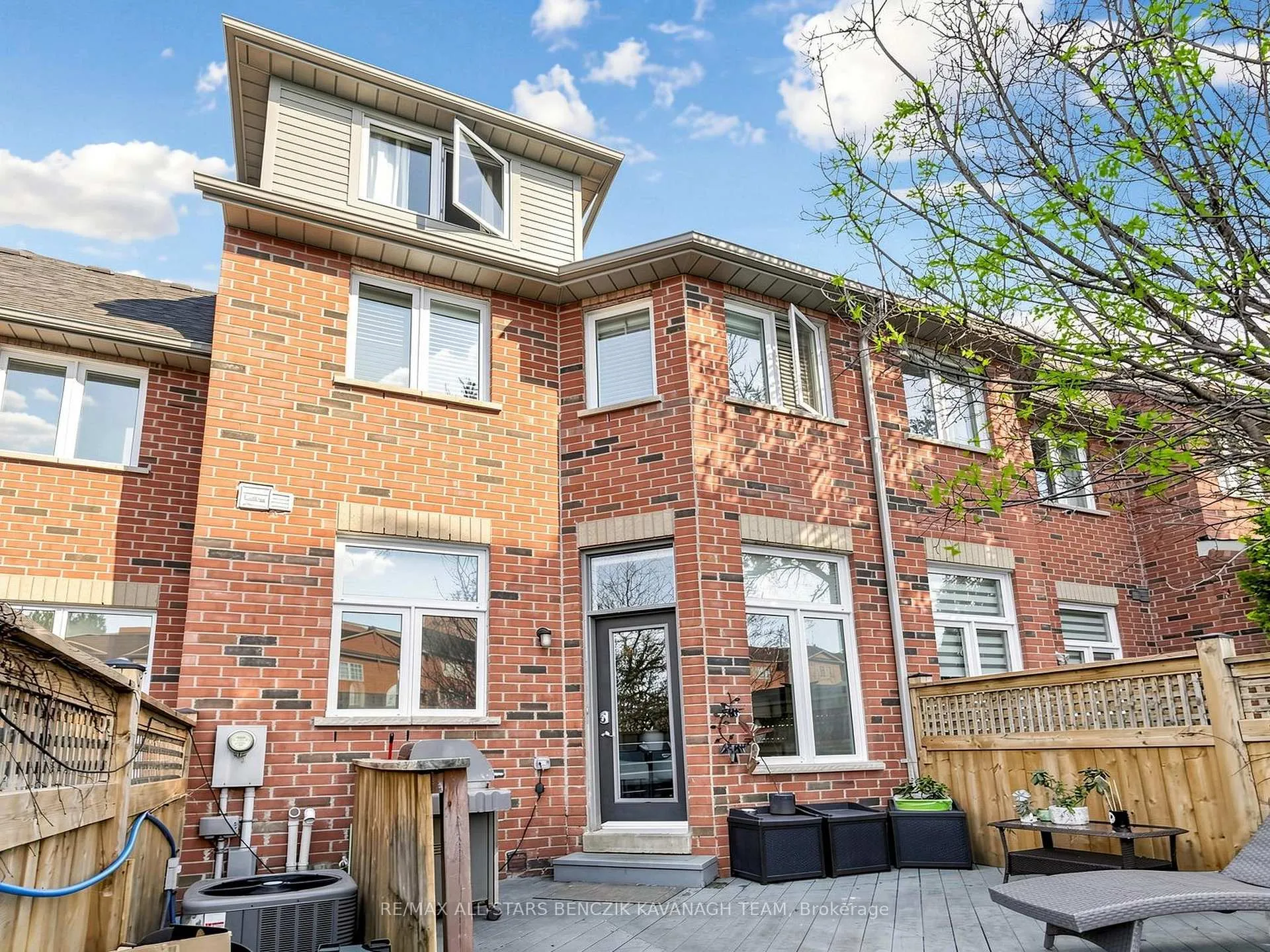Photo 23 of 225 Walkerville Road, Markham, Cornell — HOMEH