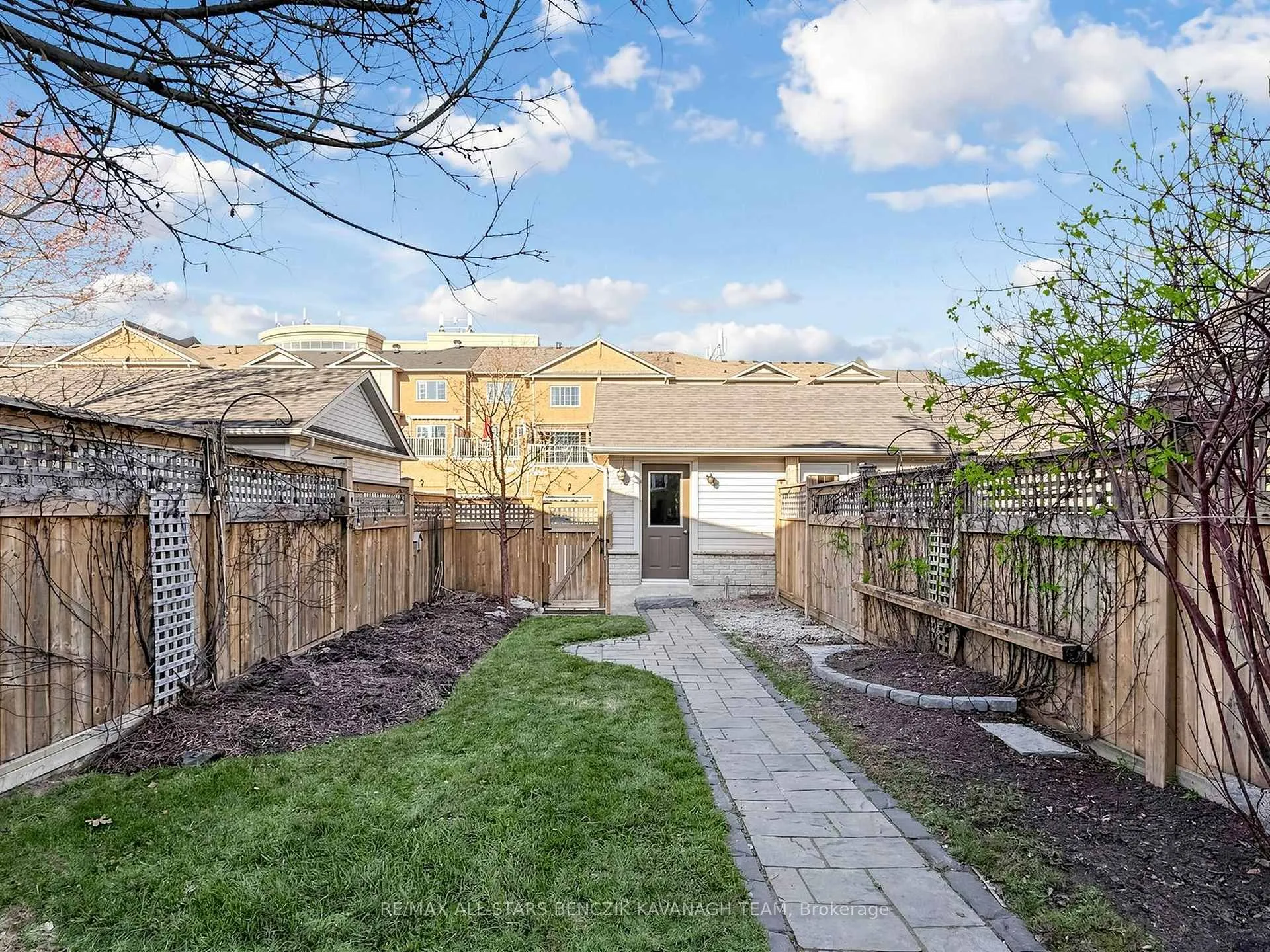 Photo 25 of 225 Walkerville Road, Markham, Cornell — HOMEH