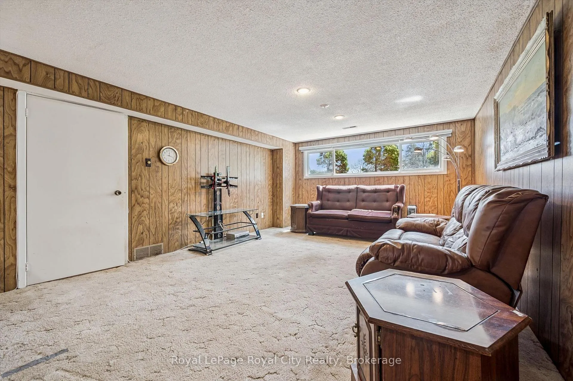 Photo 21 of 11 Gregory Place, Guelph, Willow West/Sugarbush/West Acres — HOMEH
