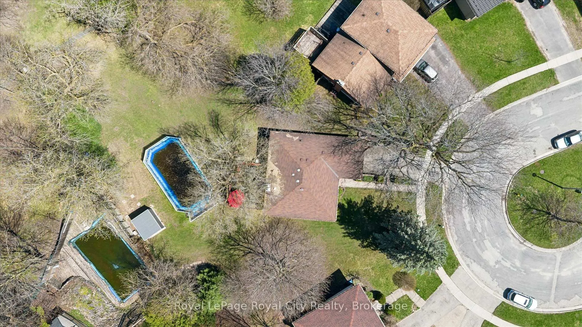 Photo 38 of 11 Gregory Place, Guelph, Willow West/Sugarbush/West Acres — HOMEH