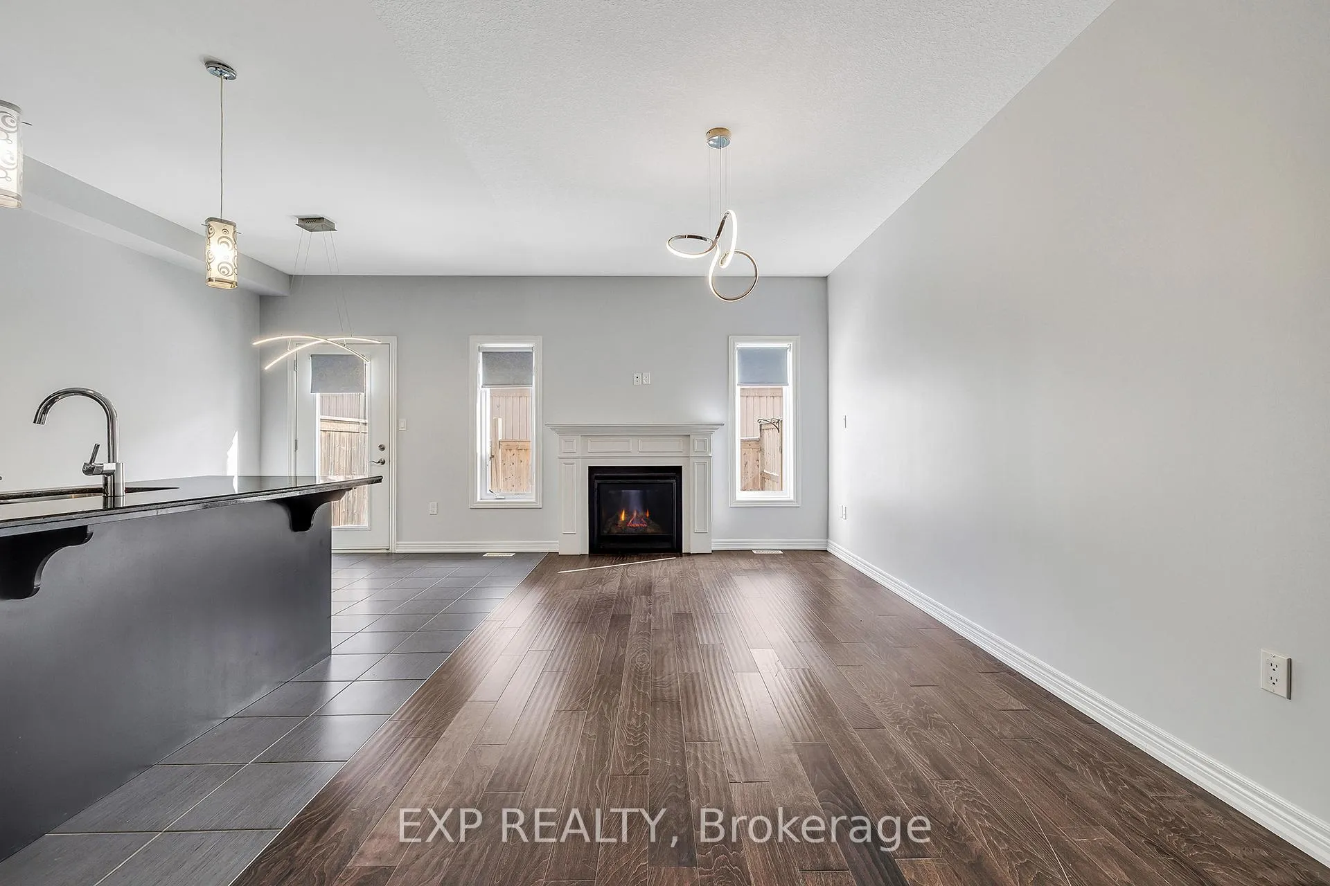 Photo 6 of 89 Sonoma Valley Crescent, Hamilton, Mewburn — HOMEH
