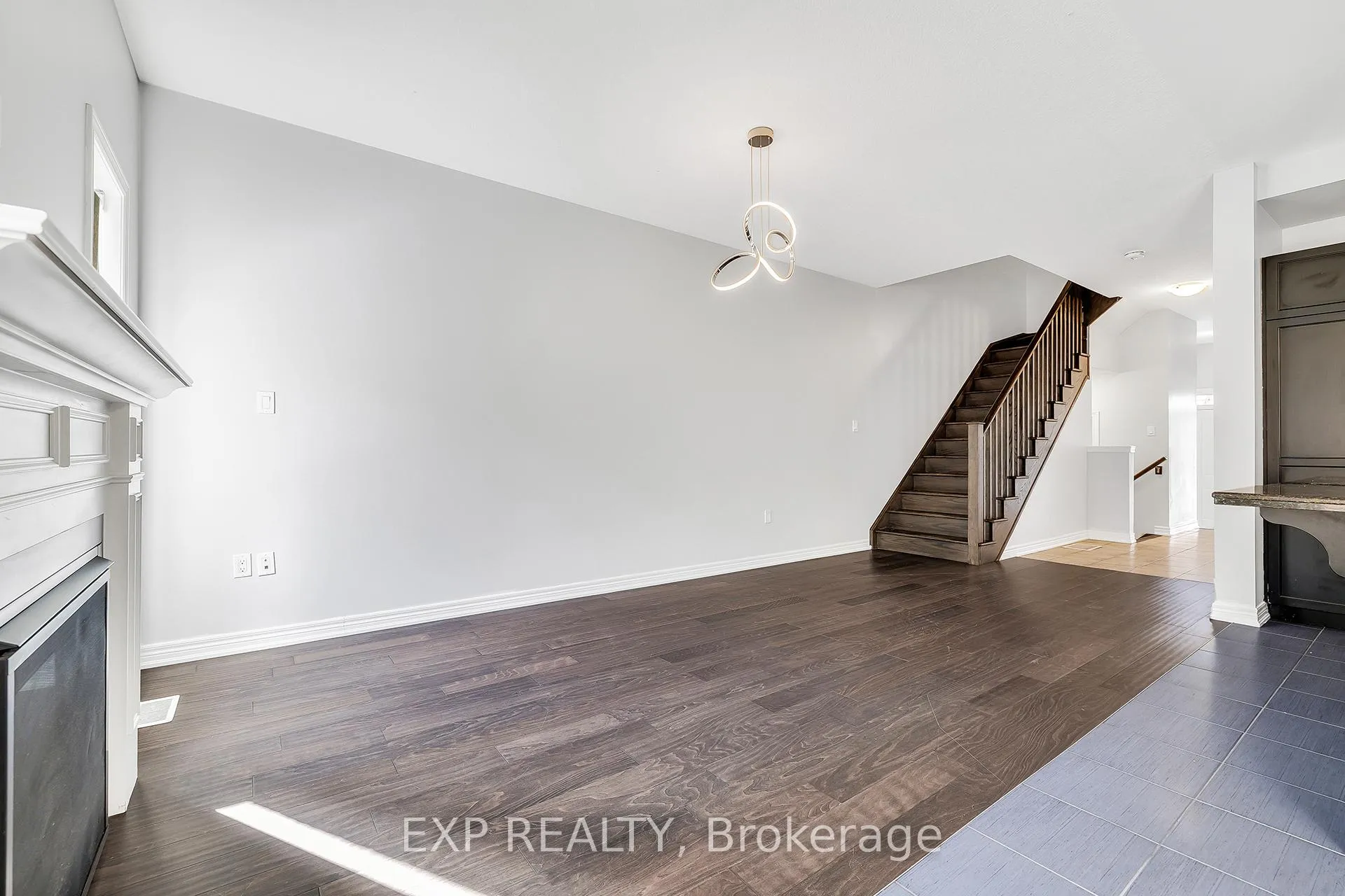 Photo 11 of 89 Sonoma Valley Crescent, Hamilton, Mewburn — HOMEH