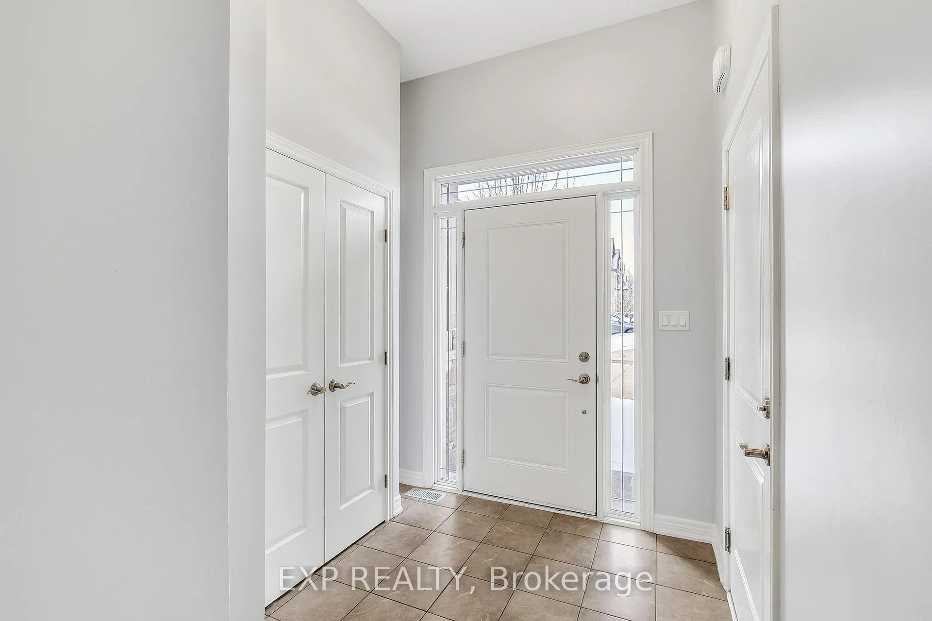 Photo 13 of 89 Sonoma Valley Crescent, Hamilton, Mewburn — HOMEH