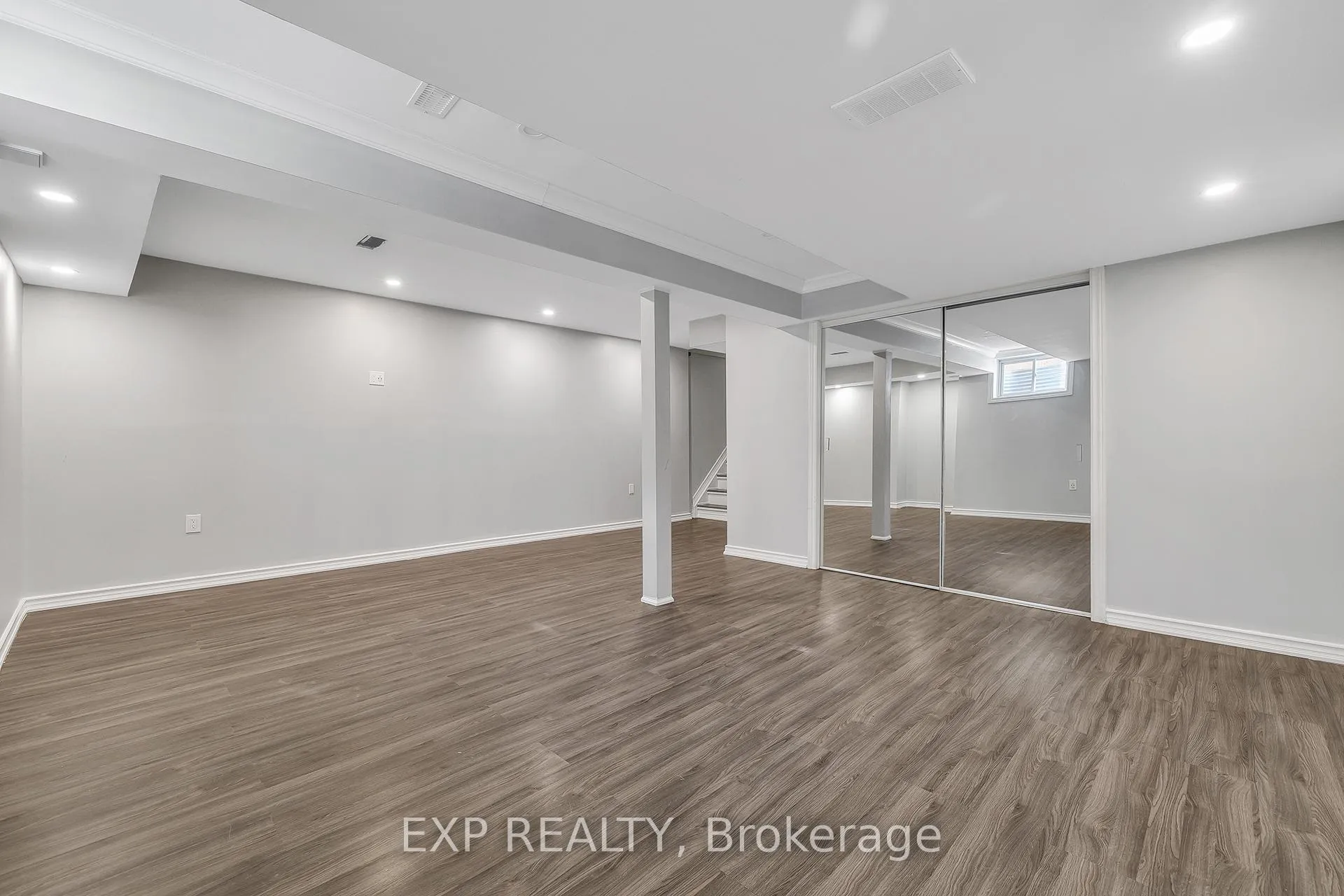 Photo 30 of 89 Sonoma Valley Crescent, Hamilton, Mewburn — HOMEH