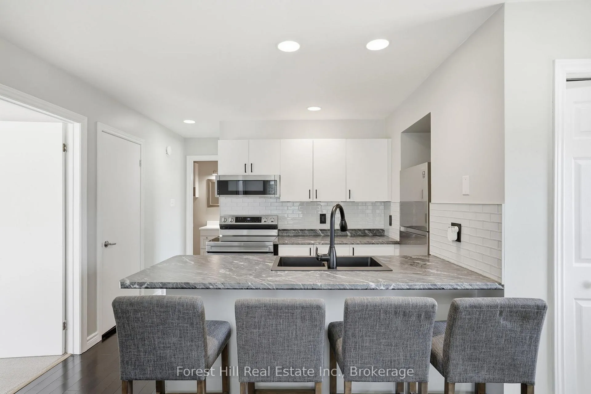 Photo 5 of Unit 109, 23 Dawson Drive, Collingwood — HOMEH