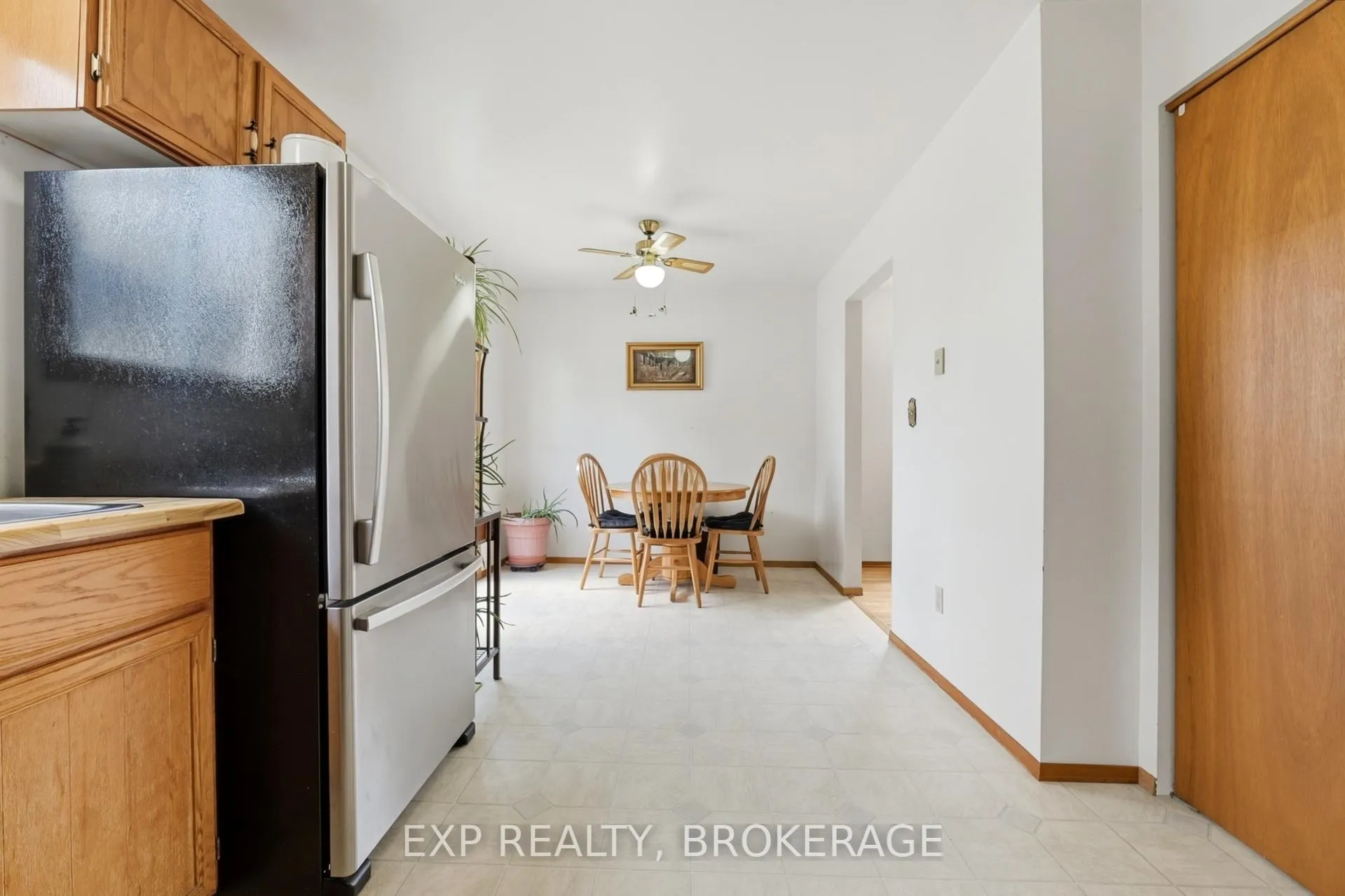 Photo 8 of 693 Cedarwood Drive, Kingston, City Northwest — HOMEH