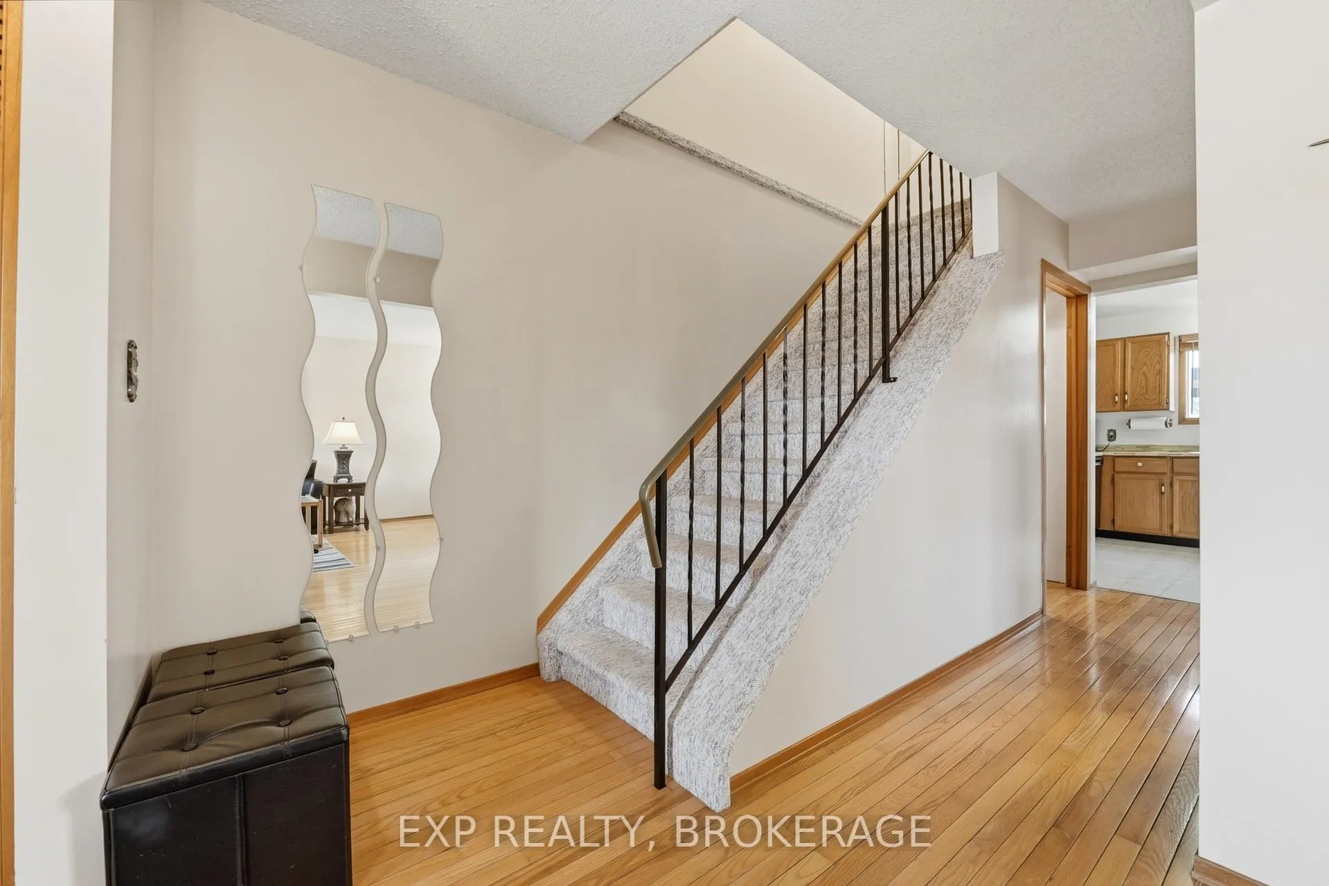 Photo 10 of 693 Cedarwood Drive, Kingston, City Northwest — HOMEH