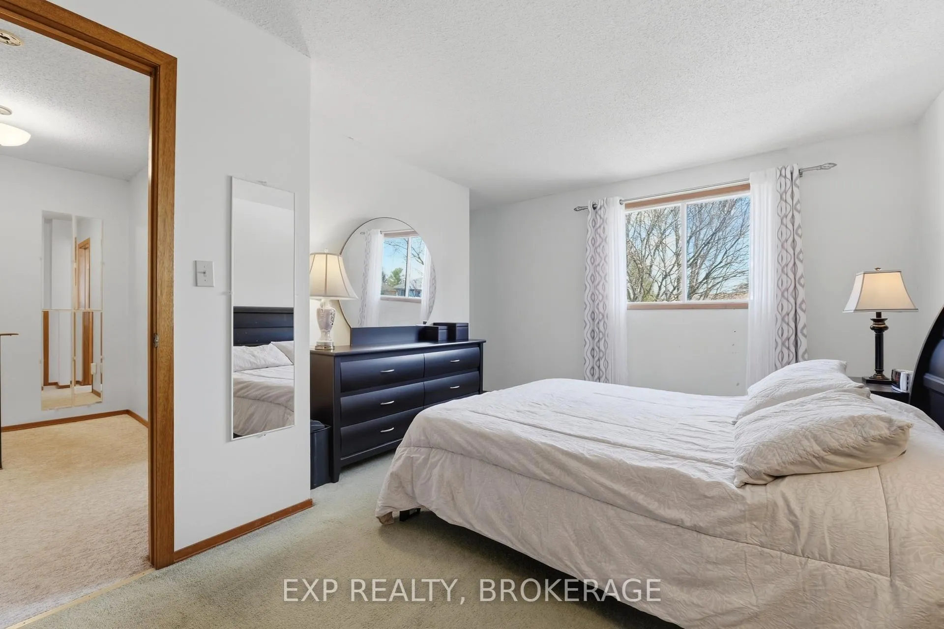 Photo 15 of 693 Cedarwood Drive, Kingston, City Northwest — HOMEH