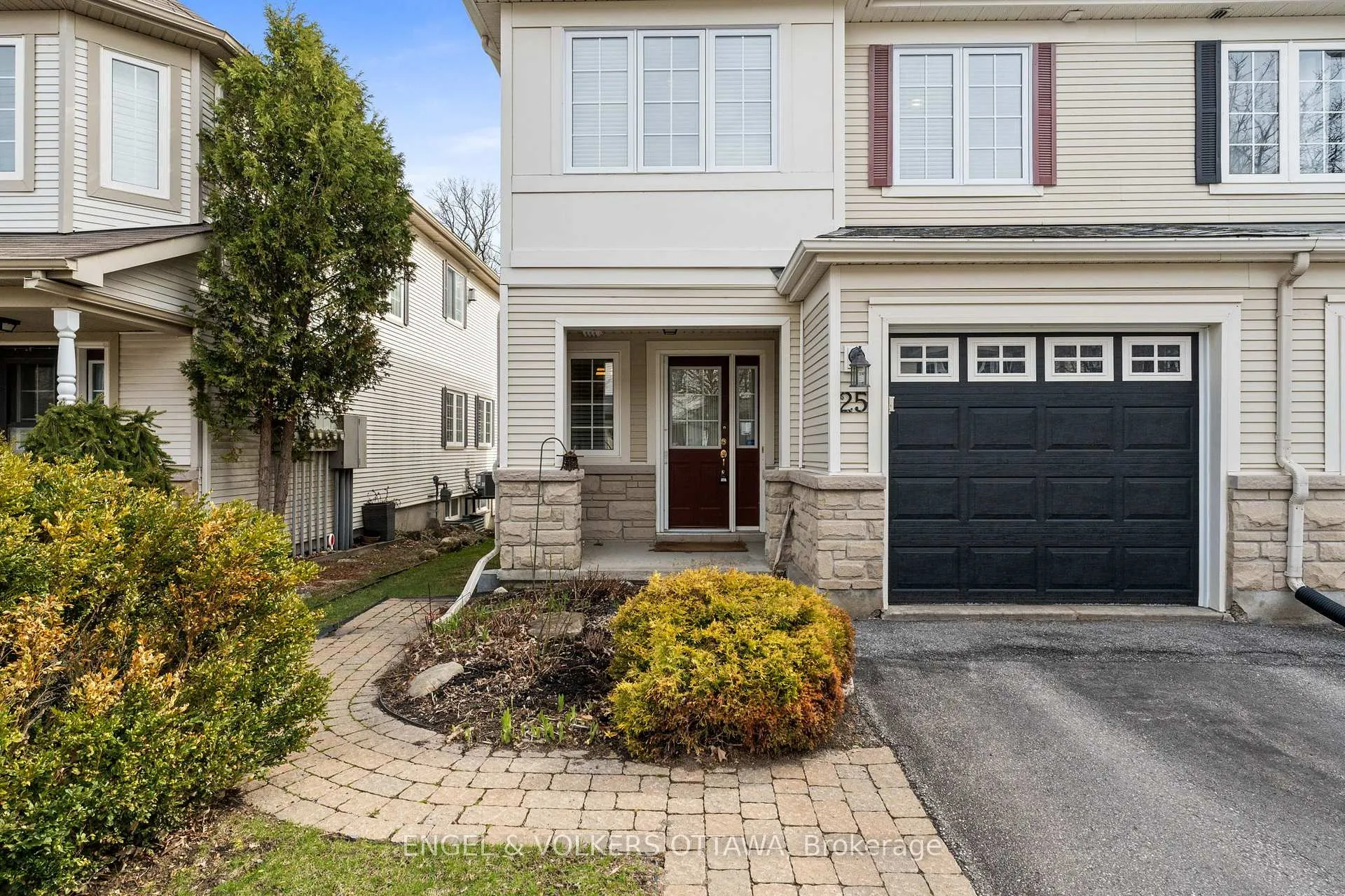 Photo 2 of 25 Goldthorpe Private, Ottawa, Barrhaven - Stonebridge — HOMEH