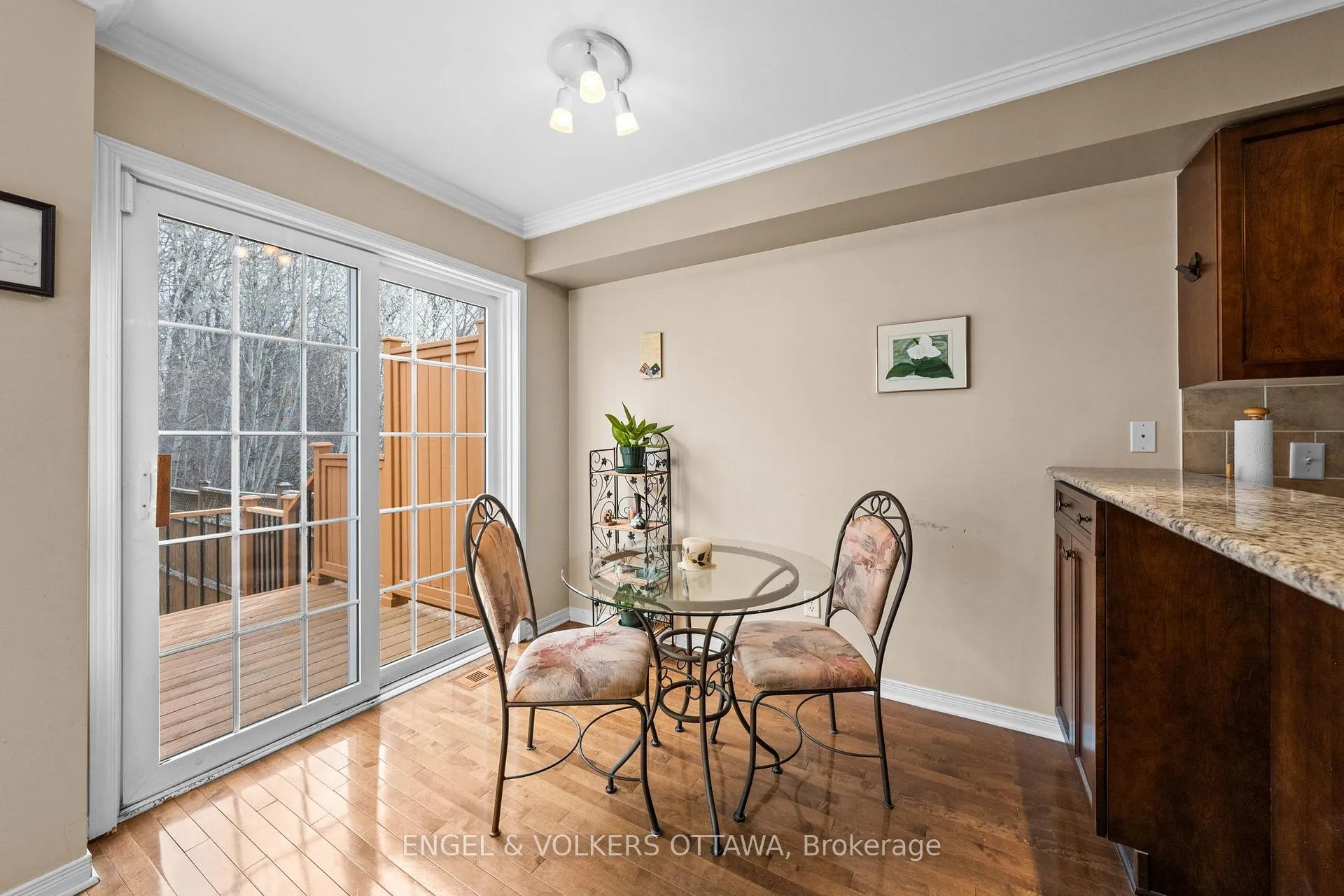 Photo 8 of 25 Goldthorpe Private, Ottawa, Barrhaven - Stonebridge — HOMEH