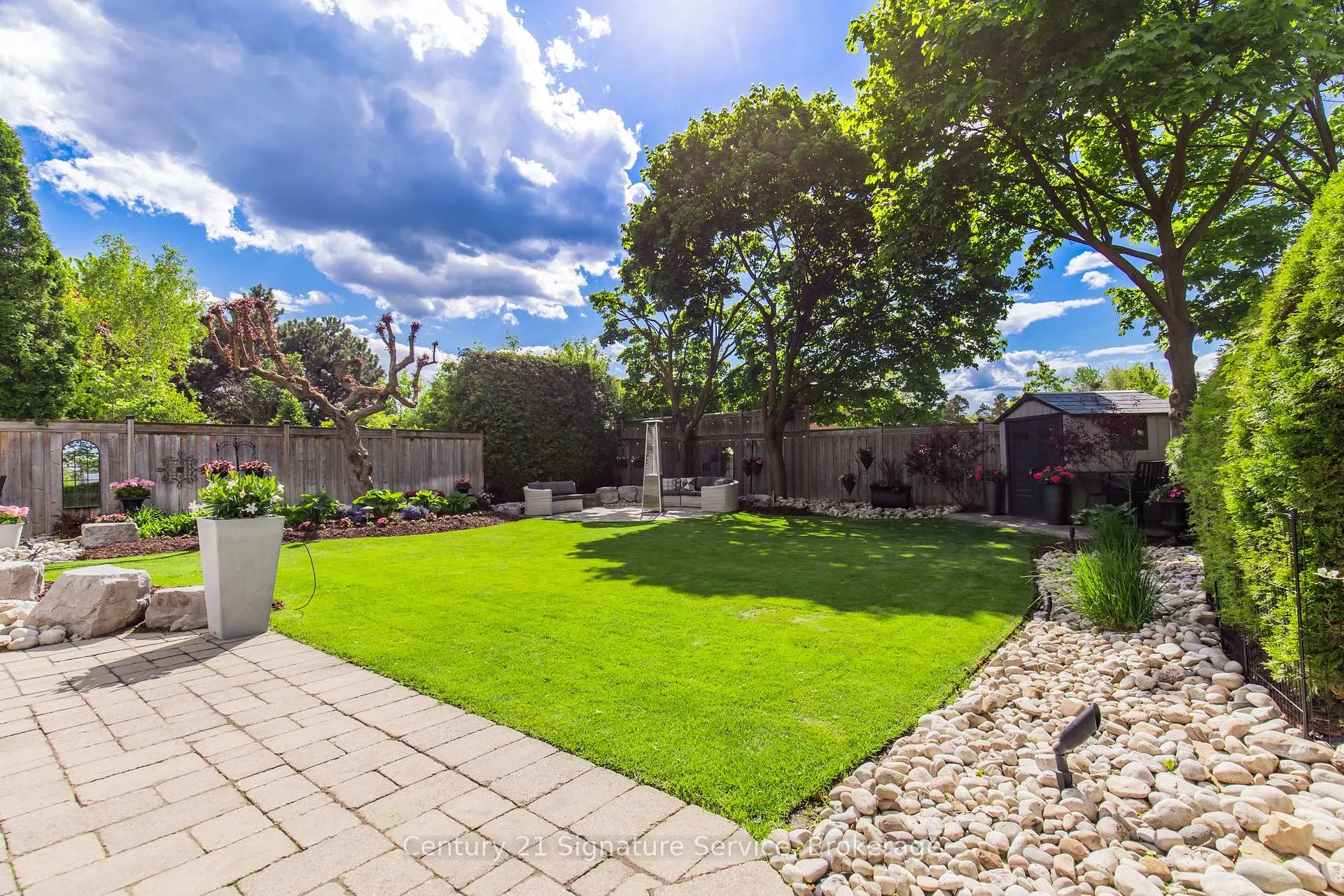 Photo 37 of 16 Ferndale Crescent, Brampton, Brampton East — HOMEH