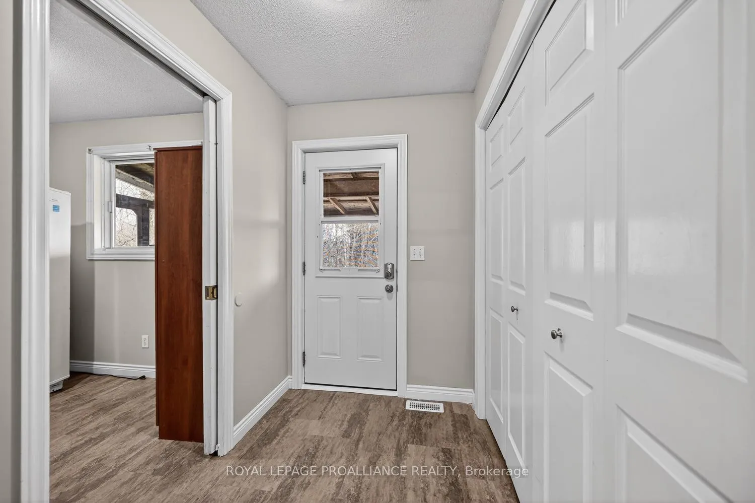 Photo 12 of 8100 Amelia Street, Augusta, Augusta Twp — HOMEH