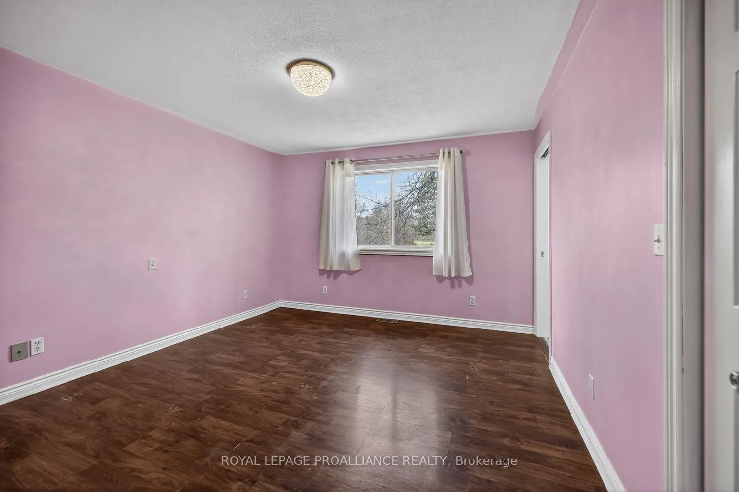 Photo 18 of 8100 Amelia Street, Augusta, Augusta Twp — HOMEH