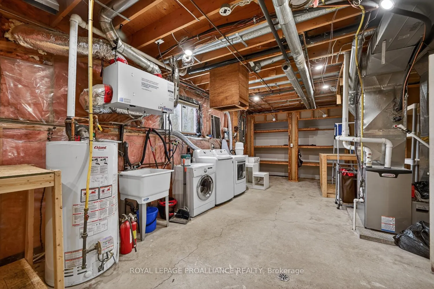 Photo 28 of 8100 Amelia Street, Augusta, Augusta Twp — HOMEH