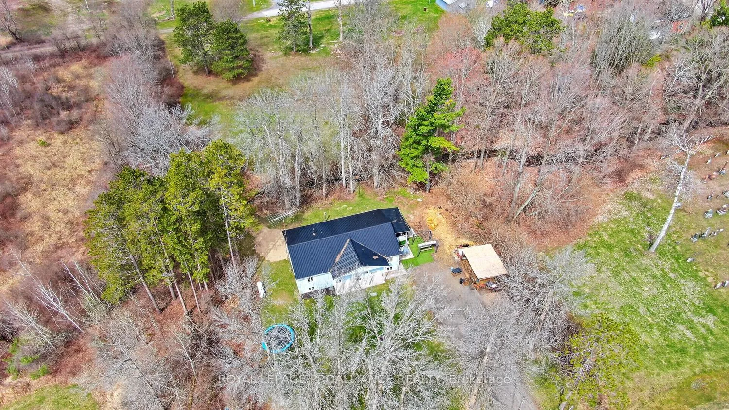 Photo 43 of 8100 Amelia Street, Augusta, Augusta Twp — HOMEH