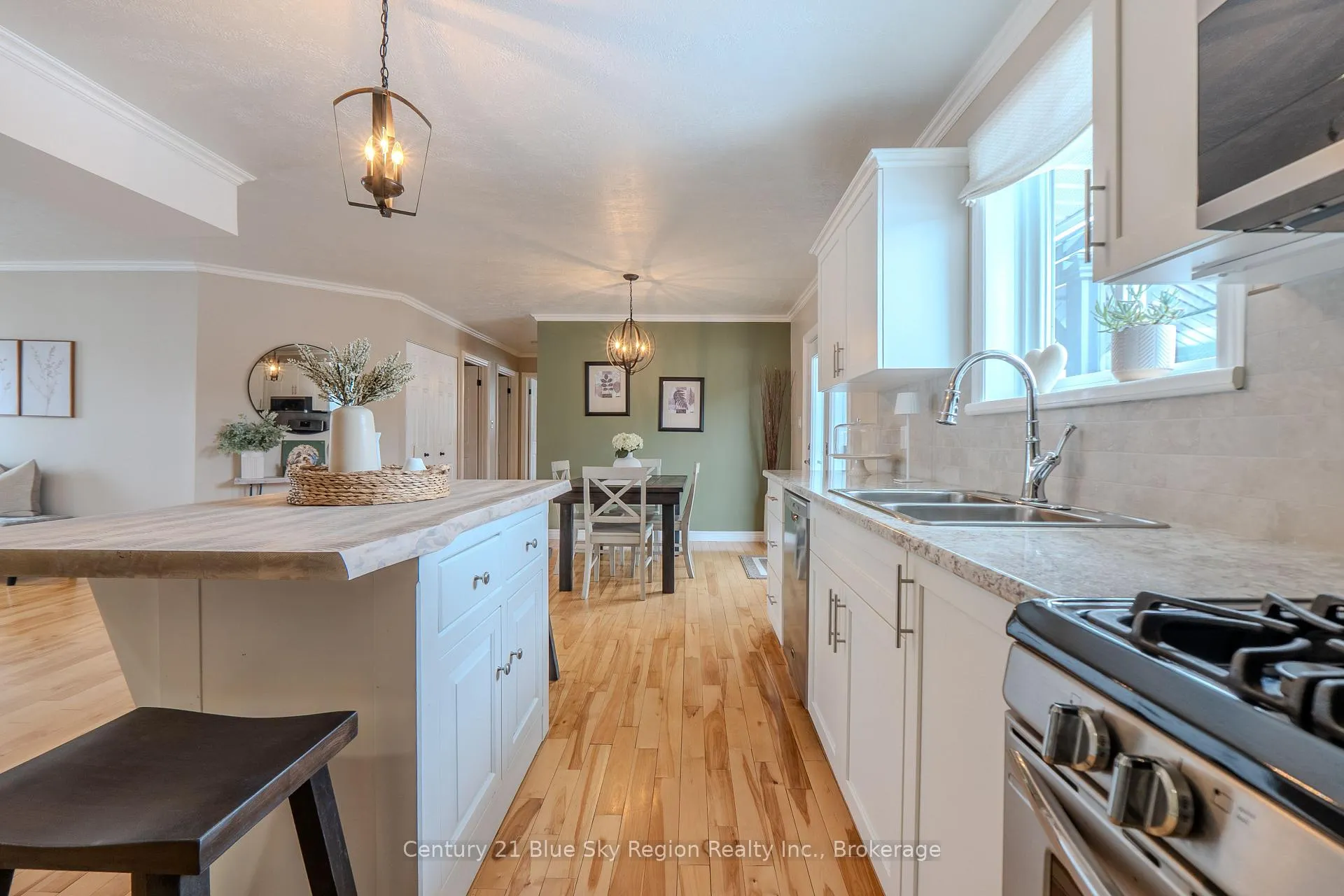 Photo 8 of 12 Riverfront Drive, West Nipissing, Sturgeon Falls — HOMEH