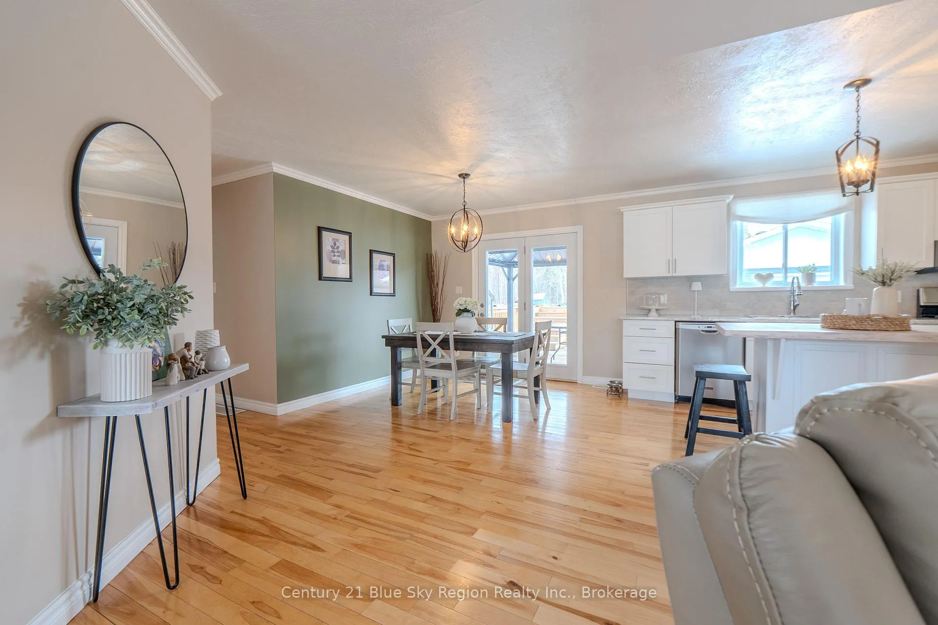 Photo 13 of 12 Riverfront Drive, West Nipissing, Sturgeon Falls — HOMEH