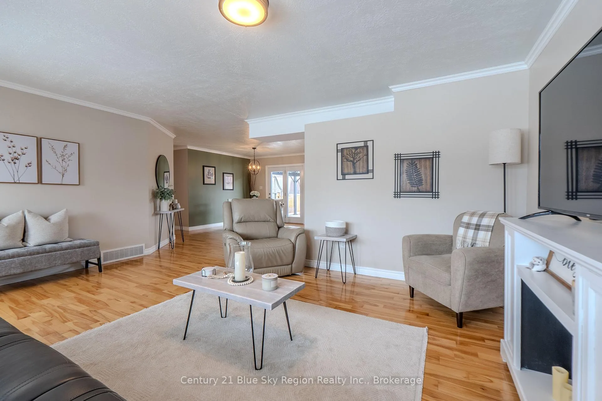 Photo 14 of 12 Riverfront Drive, West Nipissing, Sturgeon Falls — HOMEH