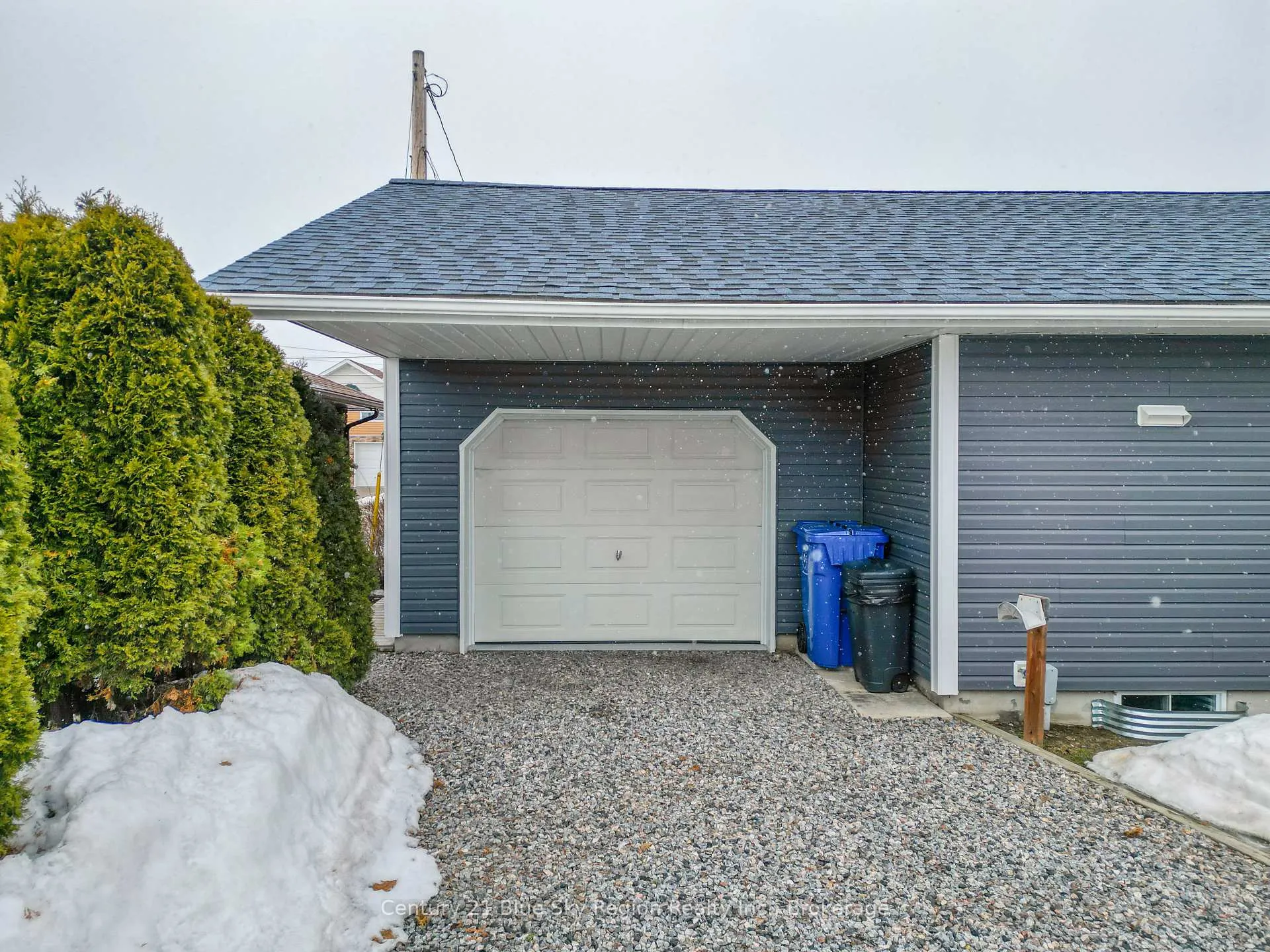 Photo 32 of 12 Riverfront Drive, West Nipissing, Sturgeon Falls — HOMEH