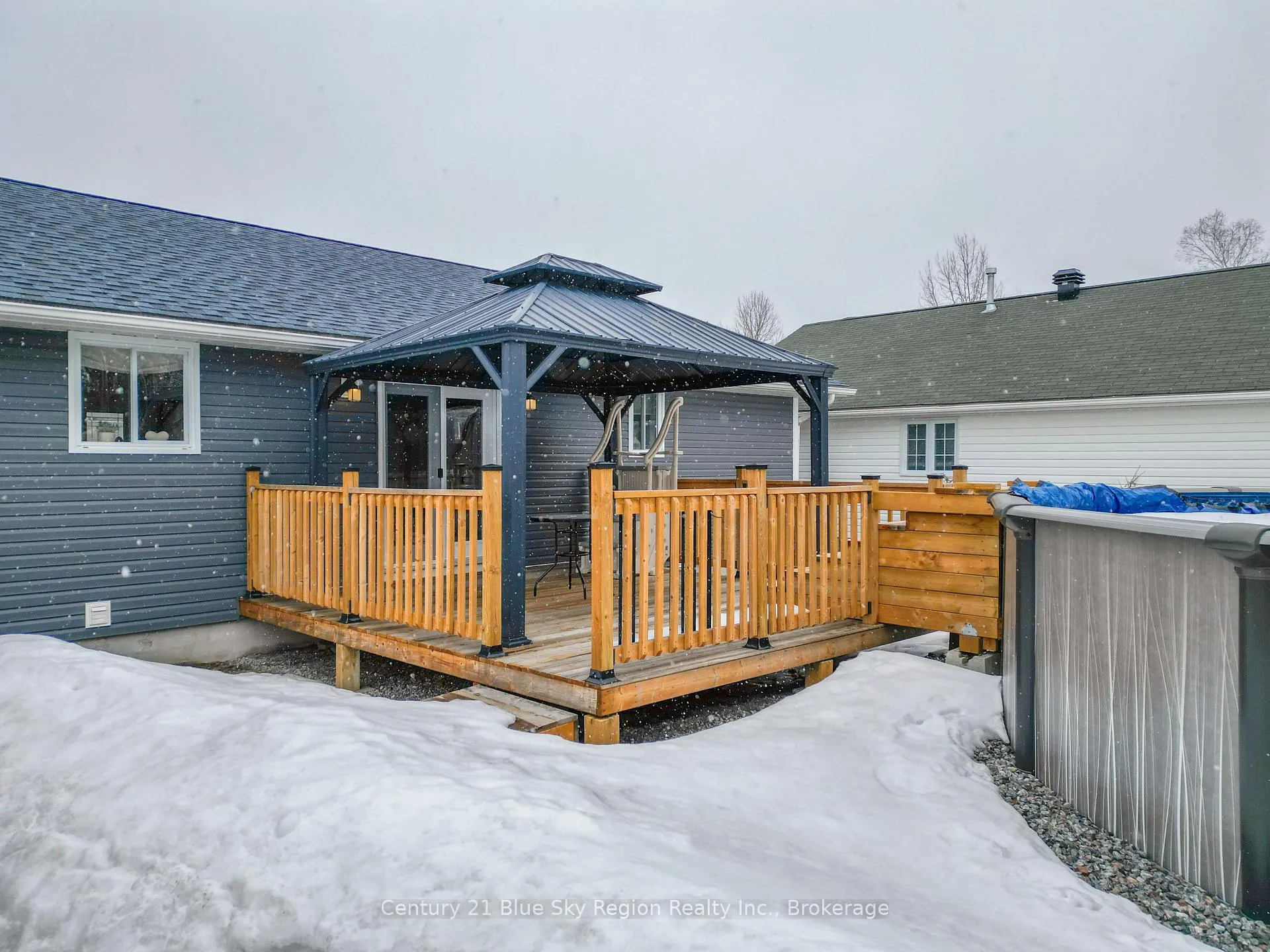 Photo 33 of 12 Riverfront Drive, West Nipissing, Sturgeon Falls — HOMEH