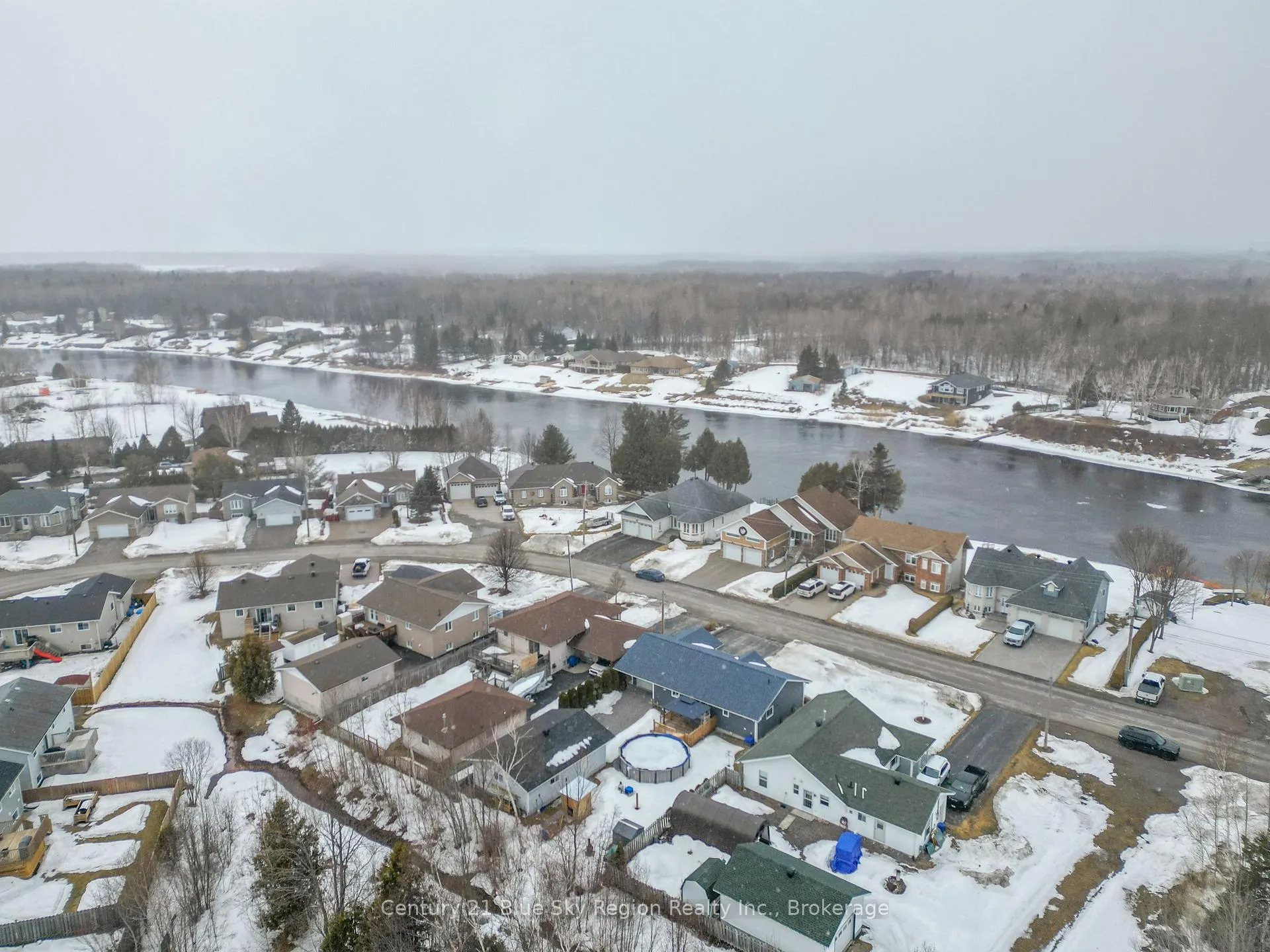 Photo 49 of 12 Riverfront Drive, West Nipissing, Sturgeon Falls — HOMEH