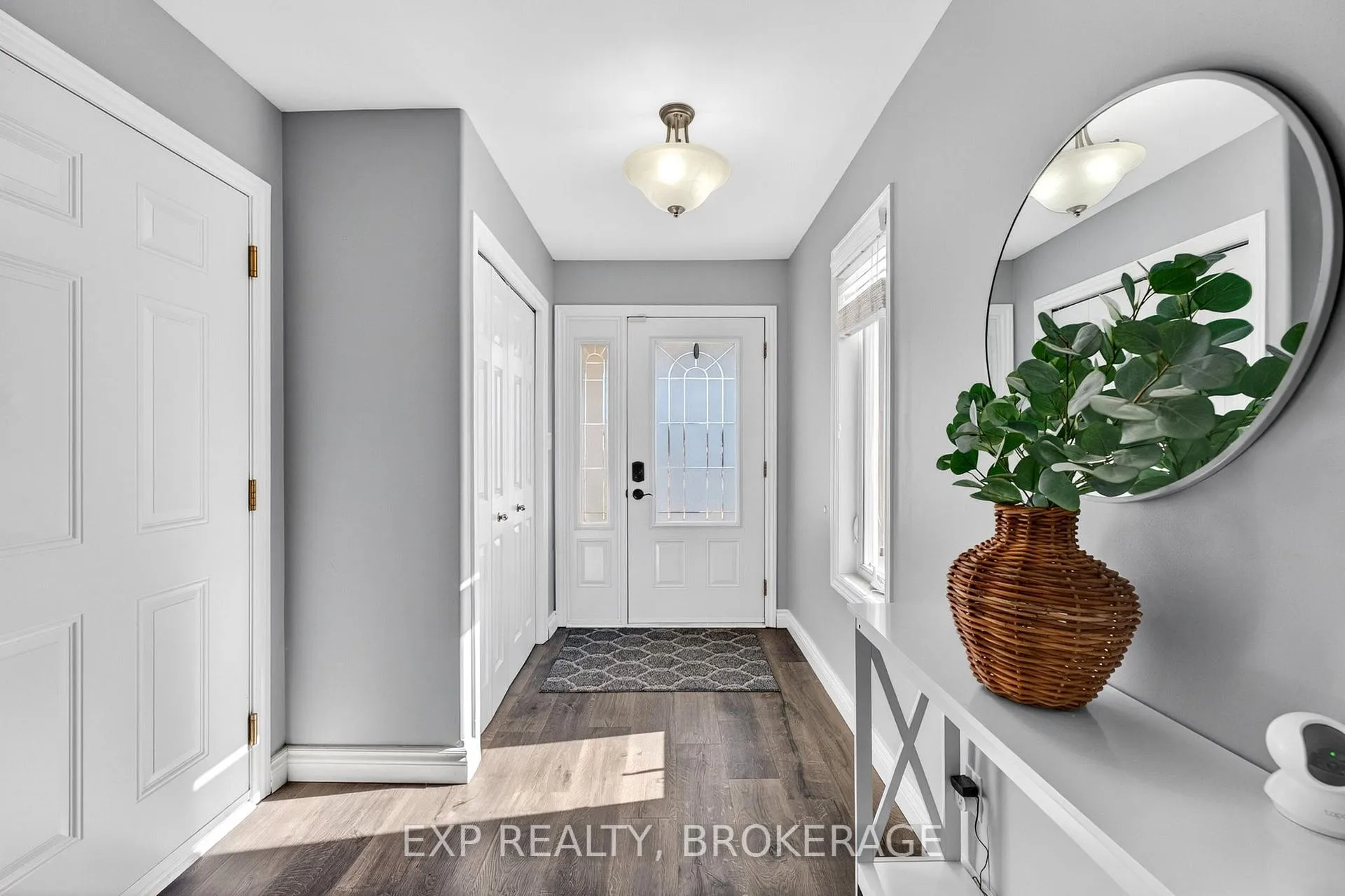 Photo 3 of 46 Wiley Street, Kingston, Rideau — HOMEH