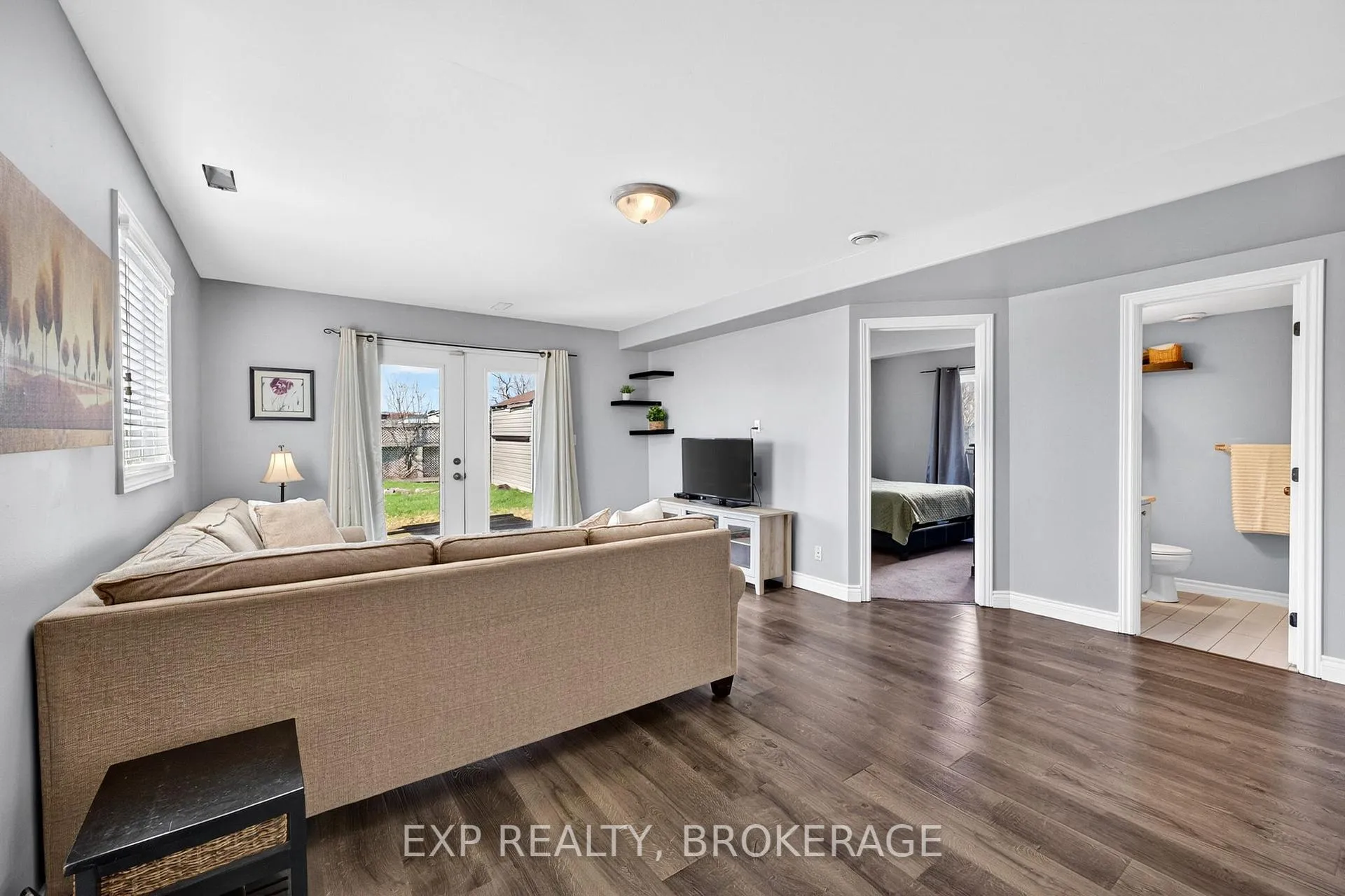 Photo 18 of 46 Wiley Street, Kingston, Rideau — HOMEH