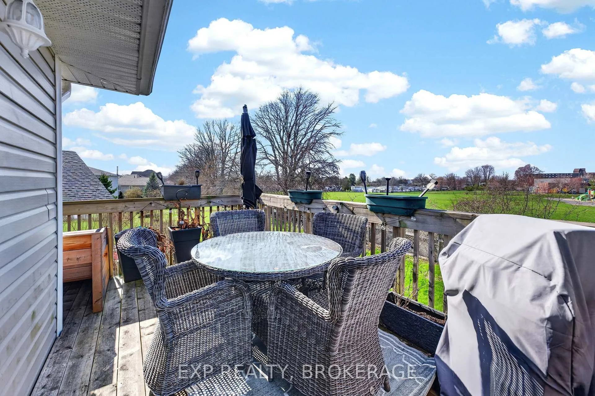 Photo 24 of 46 Wiley Street, Kingston, Rideau — HOMEH