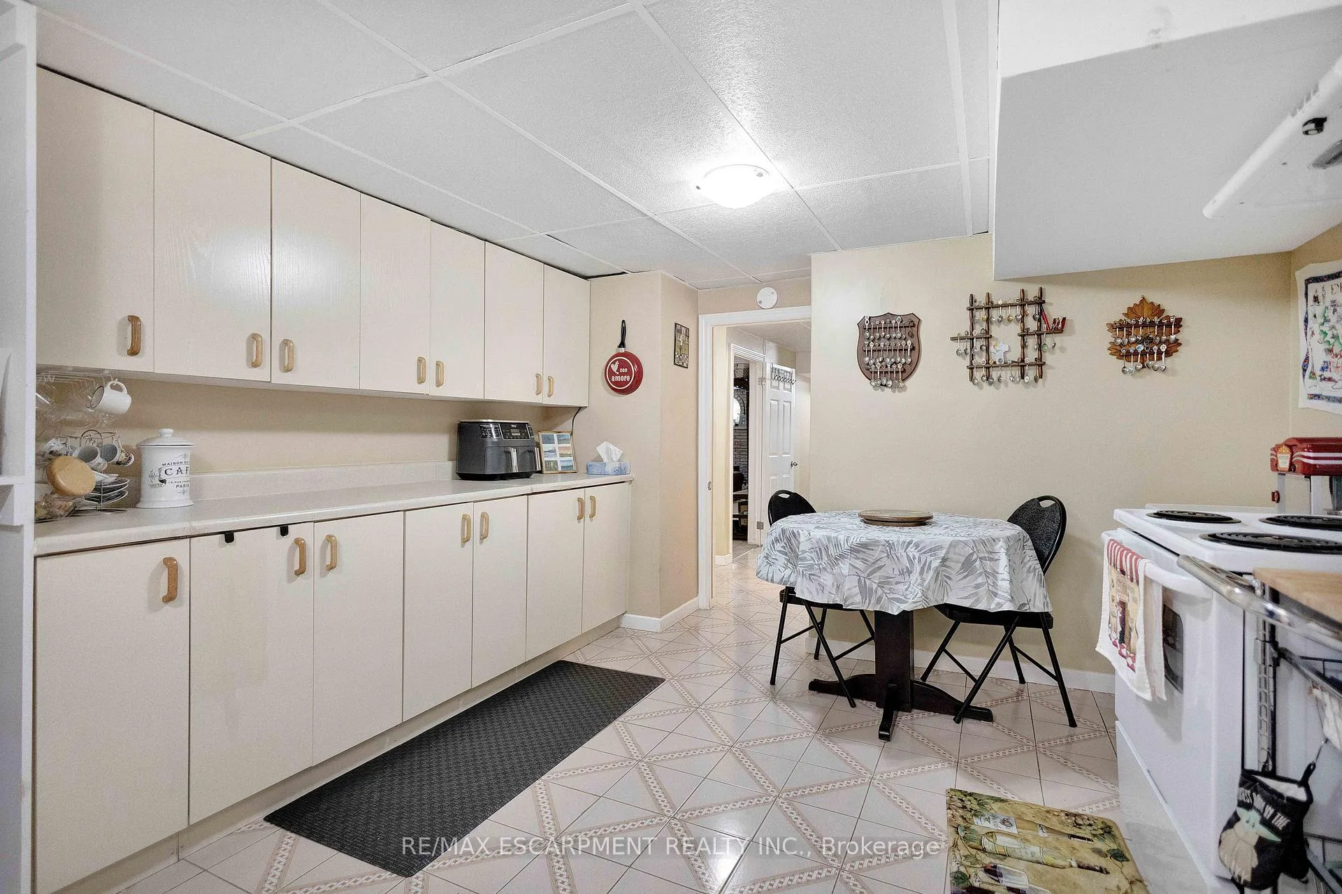 Photo 25 of 304 Celtic Drive, Hamilton, Stoney Creek — HOMEH