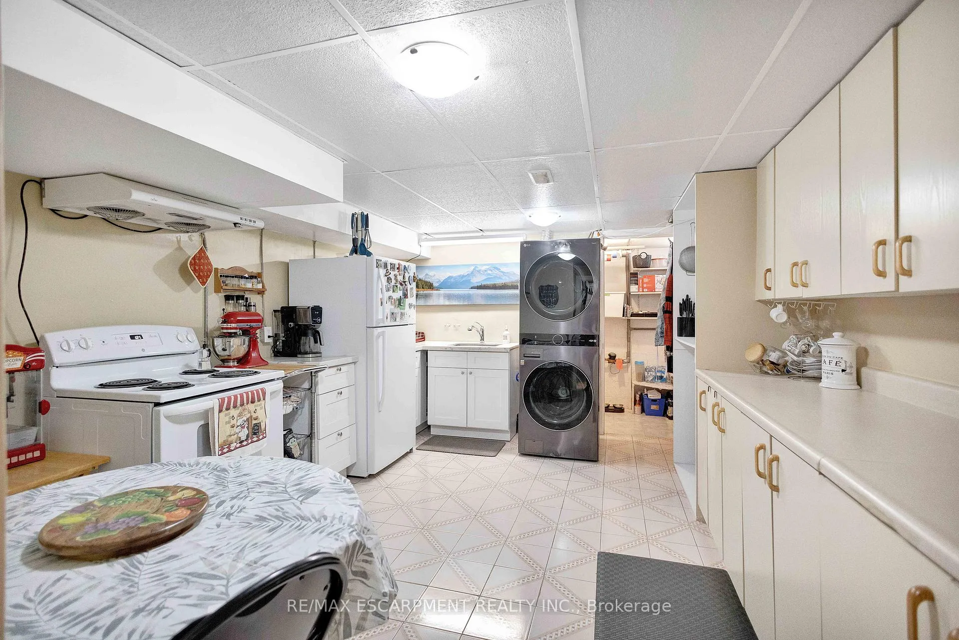 Photo 26 of 304 Celtic Drive, Hamilton, Stoney Creek — HOMEH