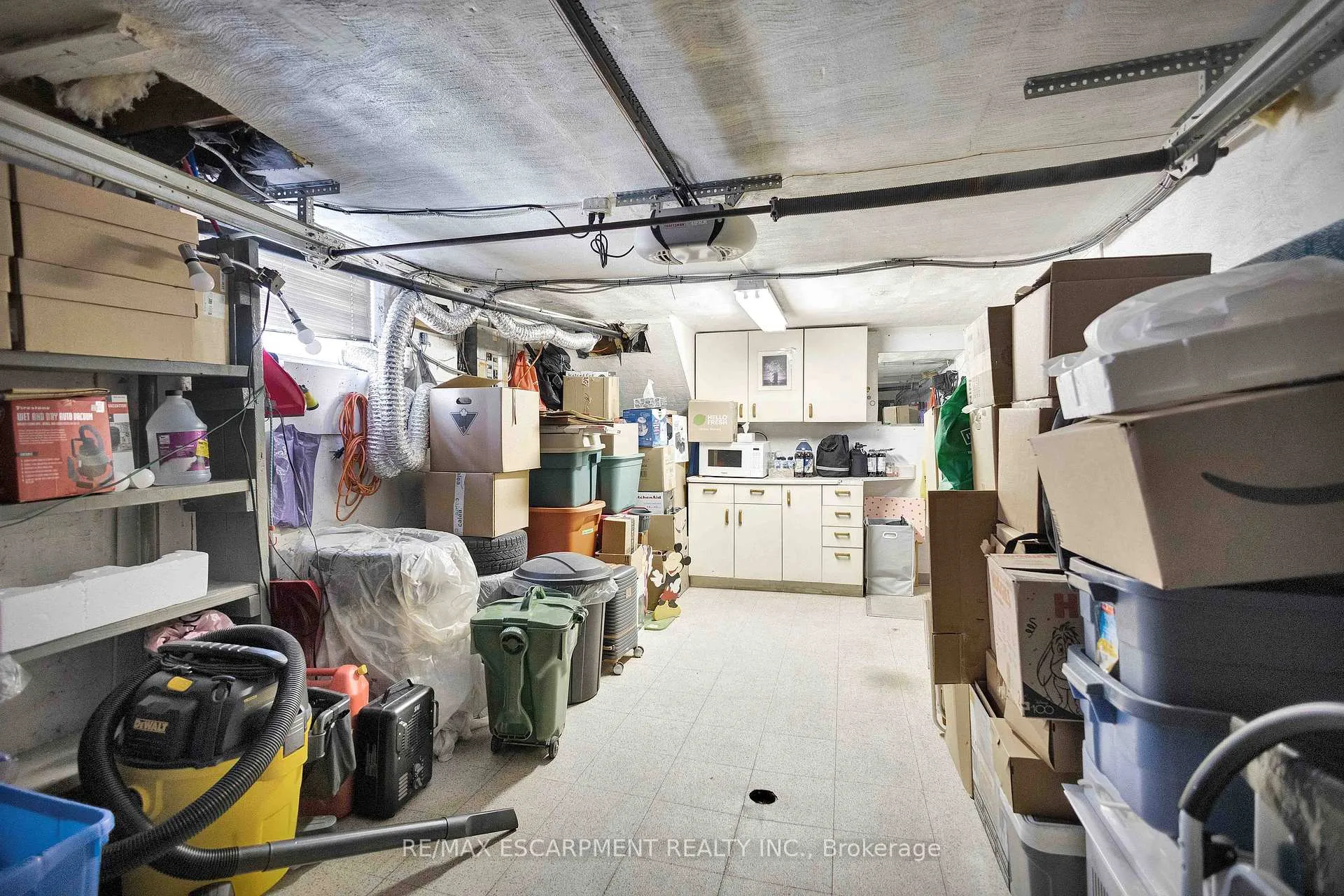 Photo 33 of 304 Celtic Drive, Hamilton, Stoney Creek — HOMEH