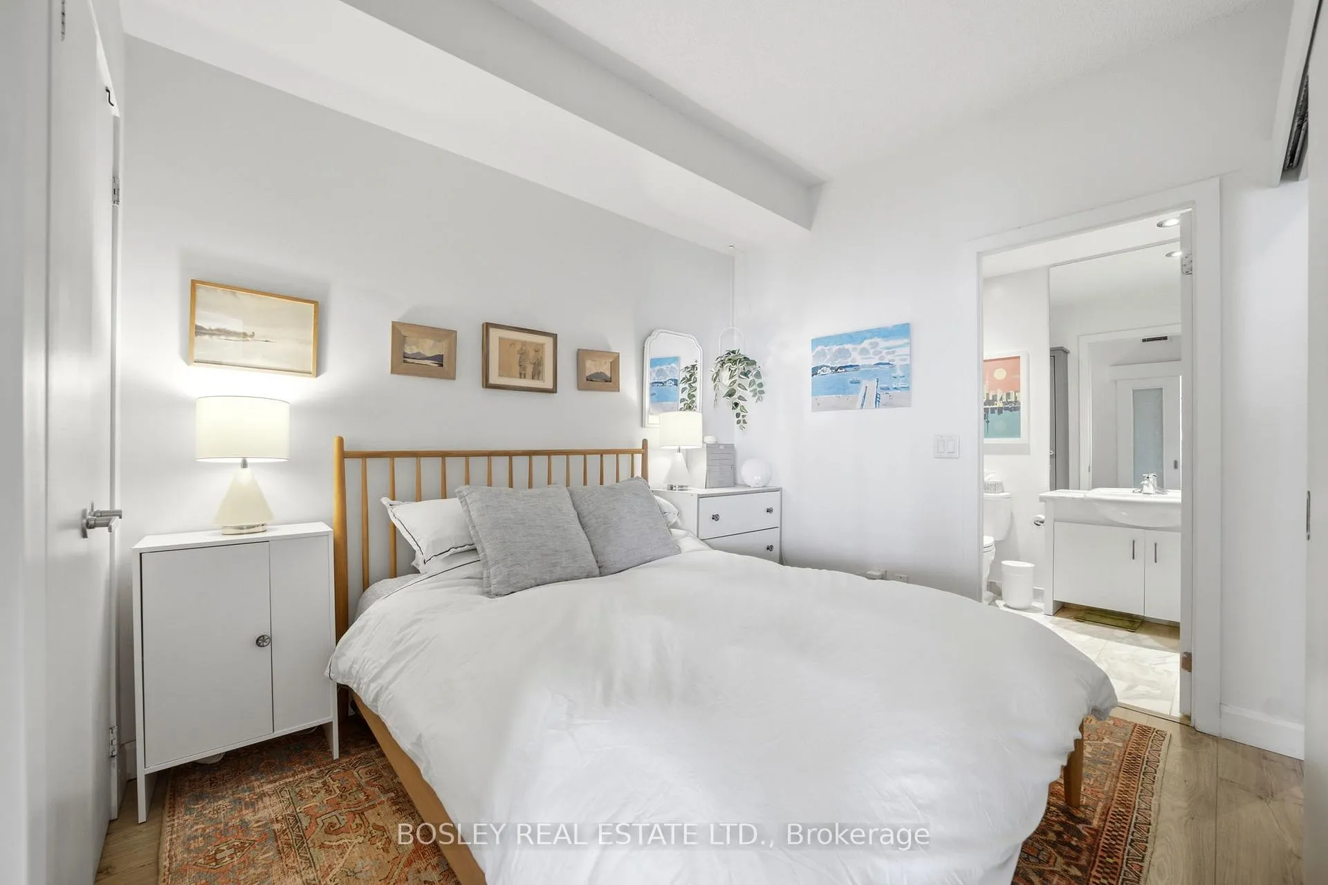 Photo 13 of Unit 2011, 218 Queens Quay W, Toronto, Waterfront Communities — HOMEH
