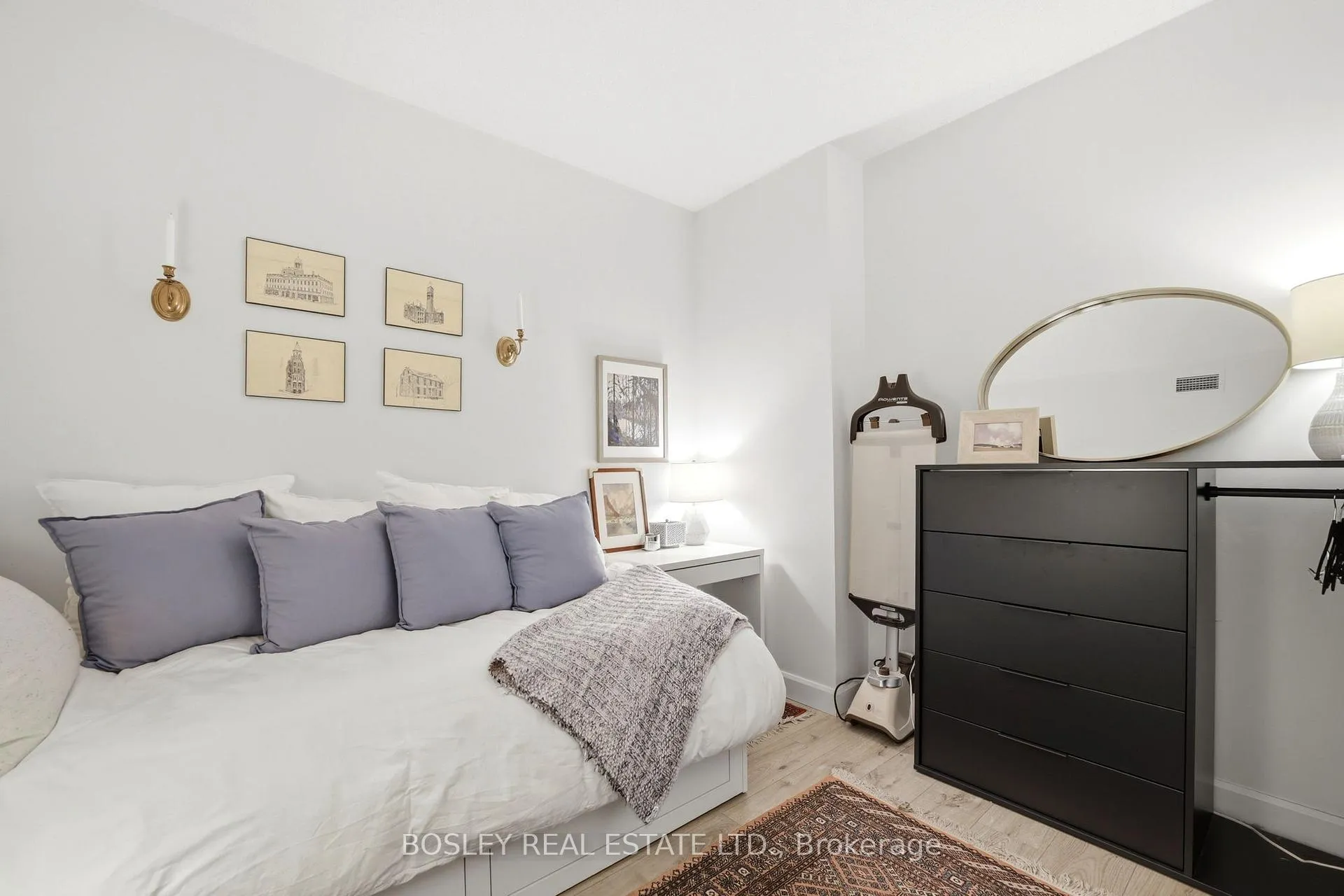 Photo 18 of Unit 2011, 218 Queens Quay W, Toronto, Waterfront Communities — HOMEH