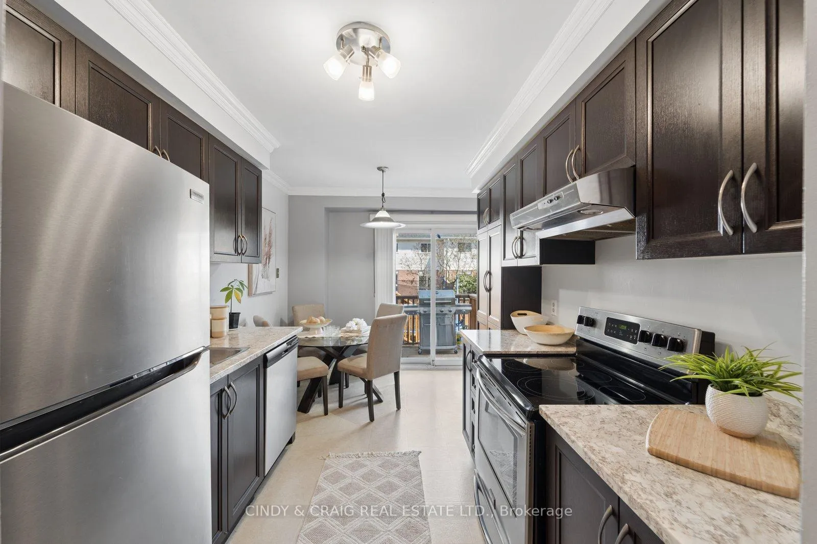 Photo 5 of 5 Mcmann Crescent, Clarington, Courtice — HOMEH