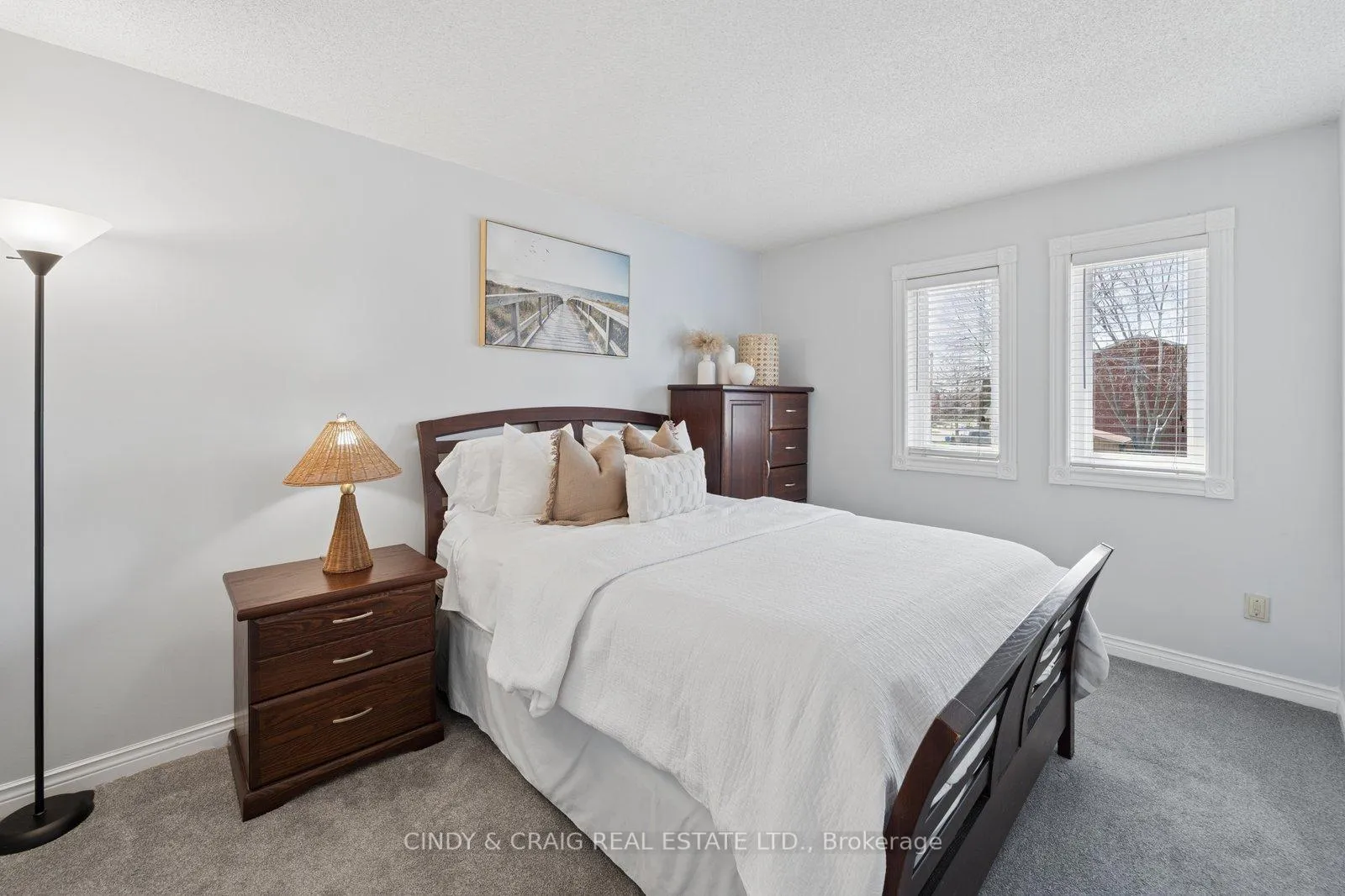 Photo 9 of 5 Mcmann Crescent, Clarington, Courtice — HOMEH